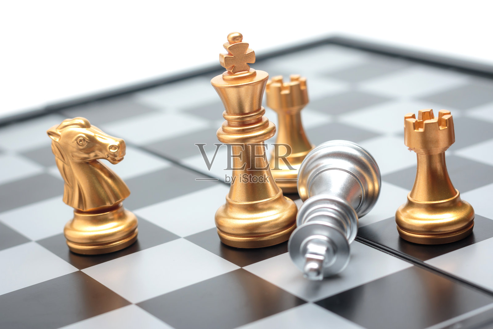 棋类游戏金玩家杀银王为商业竞争比喻输赢概念浅场纵深照片摄影图片