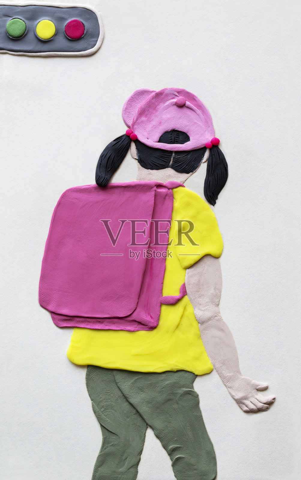 手工粘土插图:学校女孩看红绿灯插画图片素材