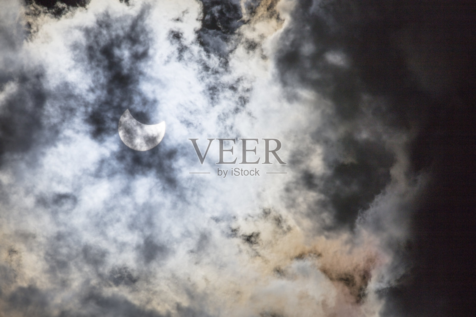 2017年审判湖的日食照片摄影图片