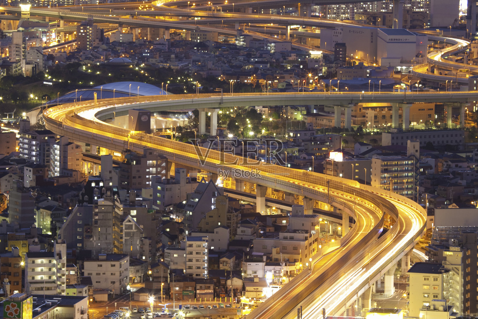 大阪湾的夜景速度照片摄影图片
