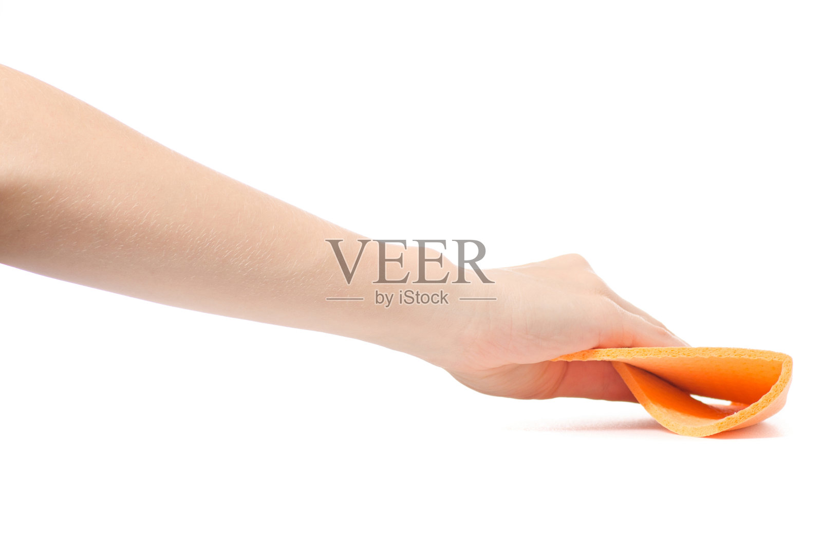 女性手拿厨房抹布清洗照片摄影图片