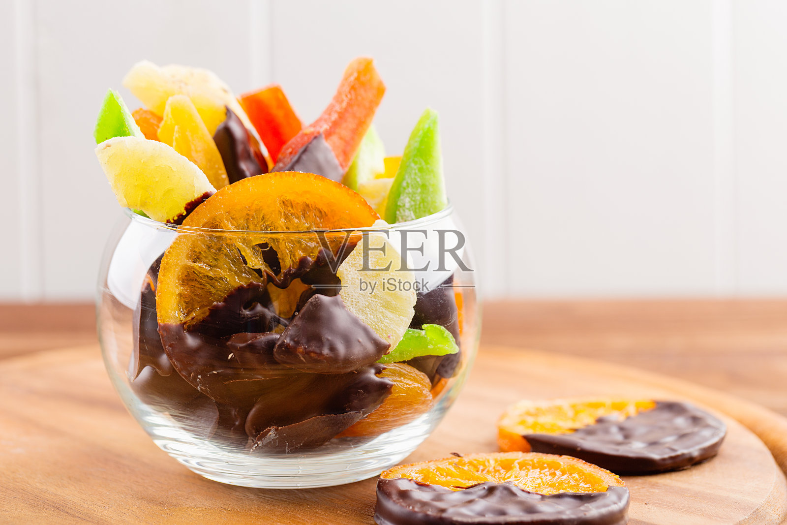 自制的巧克力水果糖照片摄影图片