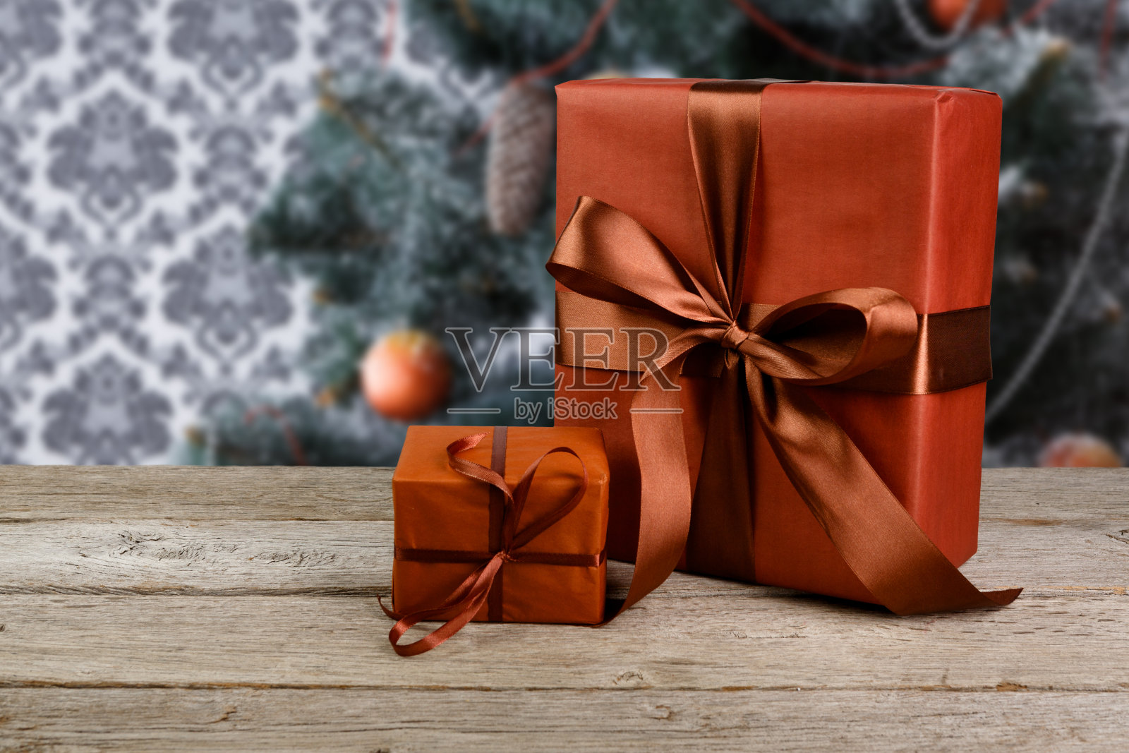 圣诞礼物装饰树的背景，节日的概念照片摄影图片