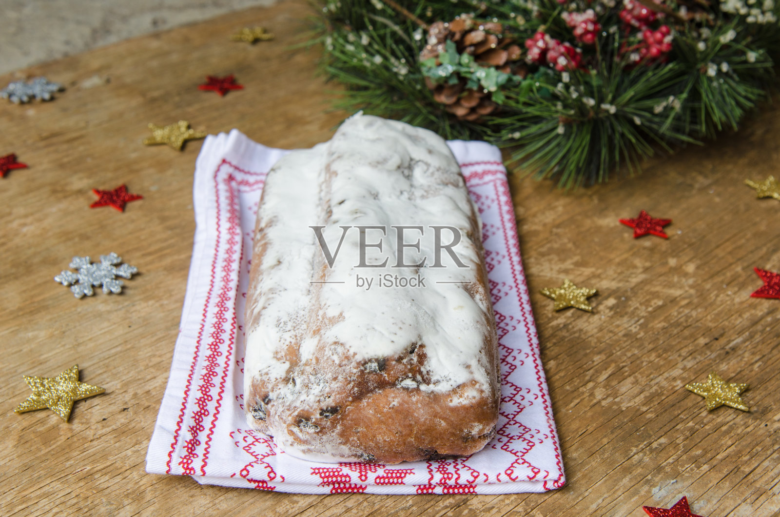 德国传统圣诞蛋糕。照片摄影图片