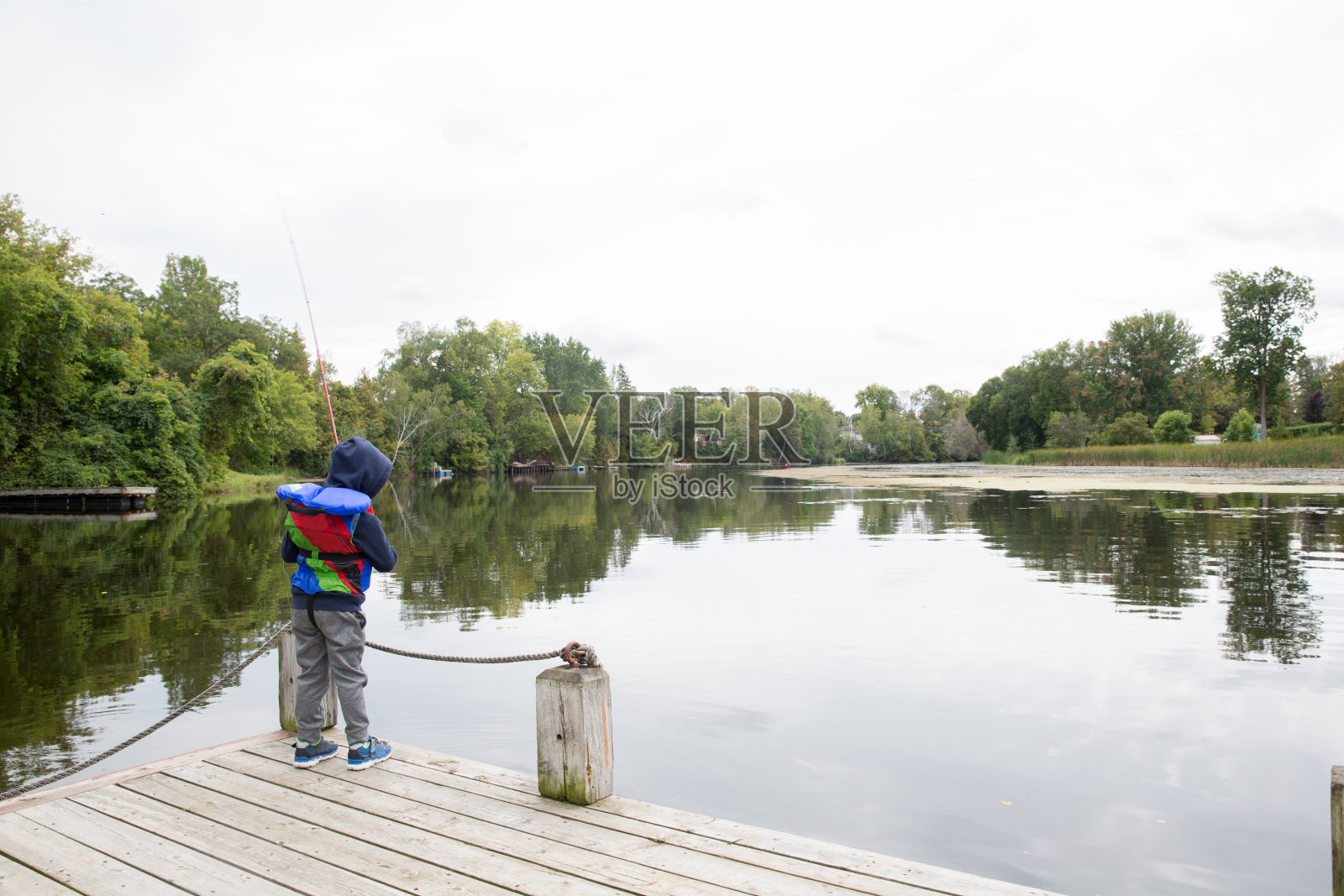 钓鱼去了照片摄影图片