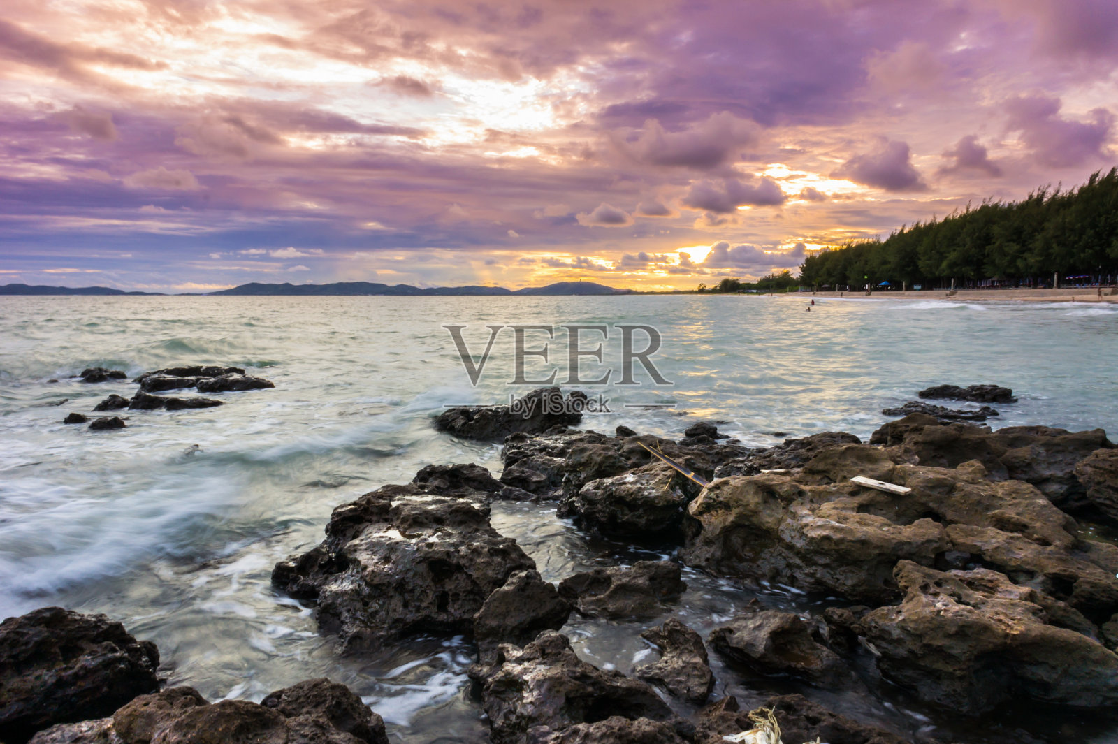 海上日出照片摄影图片