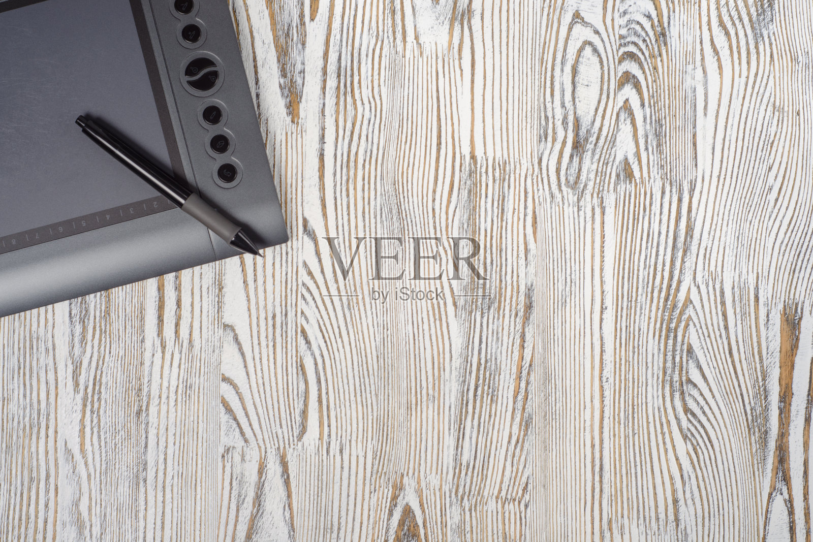 笔记本、平板电脑和铅笔照片摄影图片