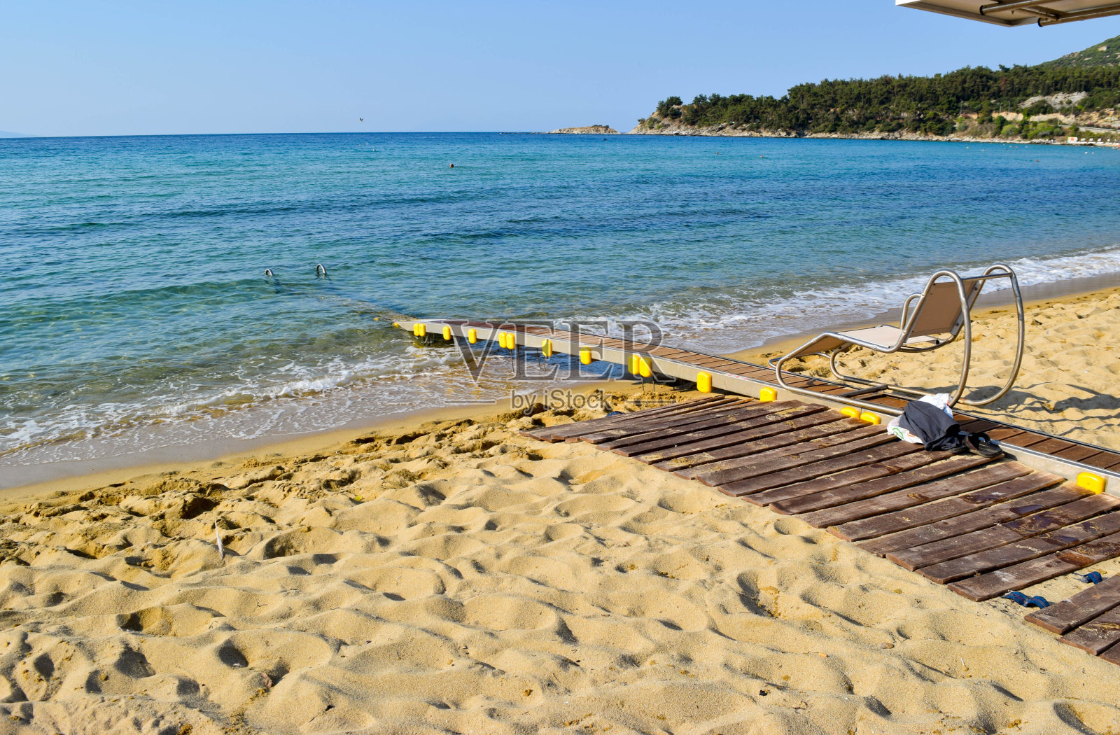 大海是为残疾人准备的。照片摄影图片