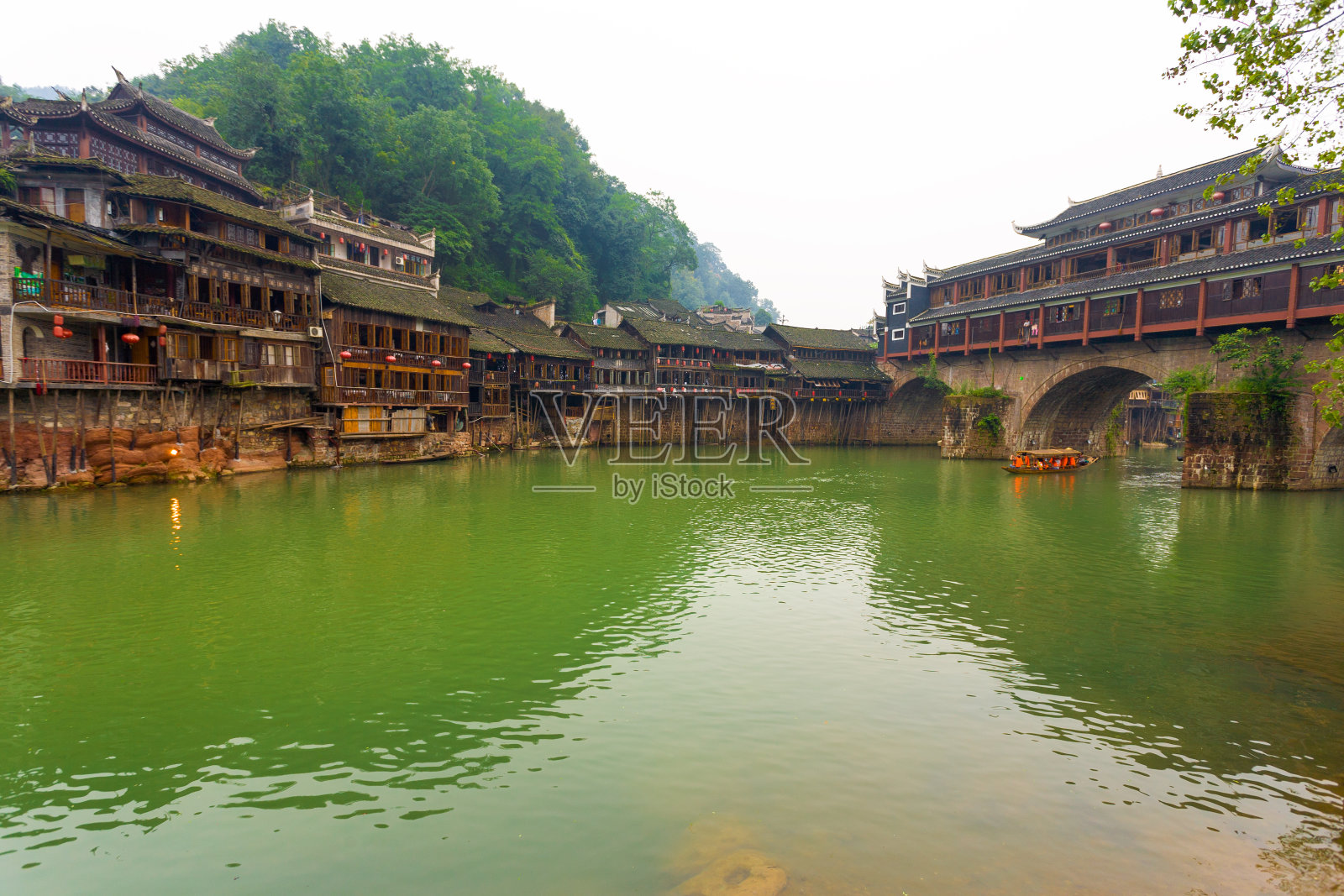 凤凰县黄寺凤凰县红河大桥照片摄影图片