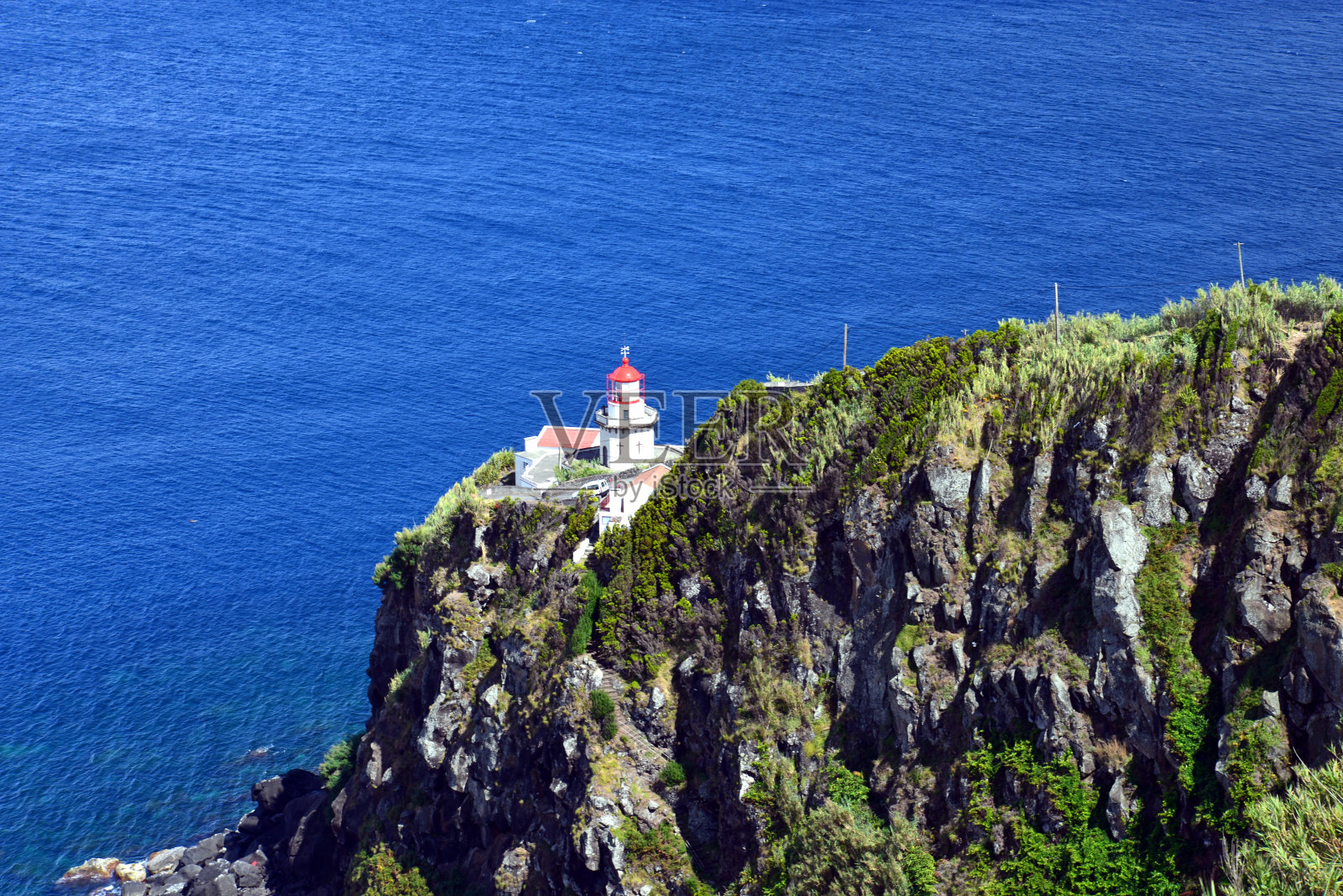圣米格尔(亚速尔群岛)东海岸，ponta del arnel灯塔和ponta da madrugada观景台照片摄影图片