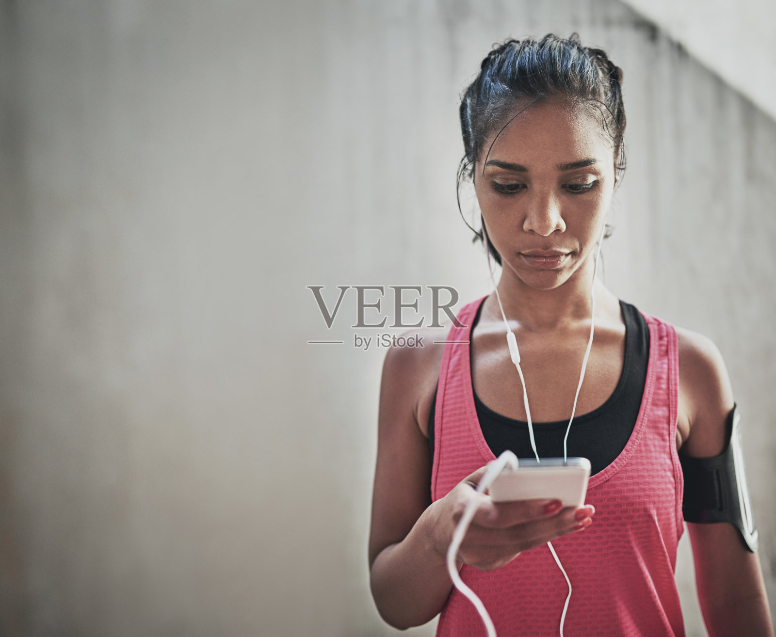 选择她最喜欢的运动路线照片摄影图片