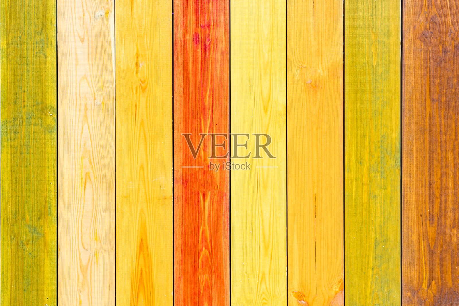 彩色木制背景垂直光滑的板。木材纹理。栅栏的背景。照片摄影图片