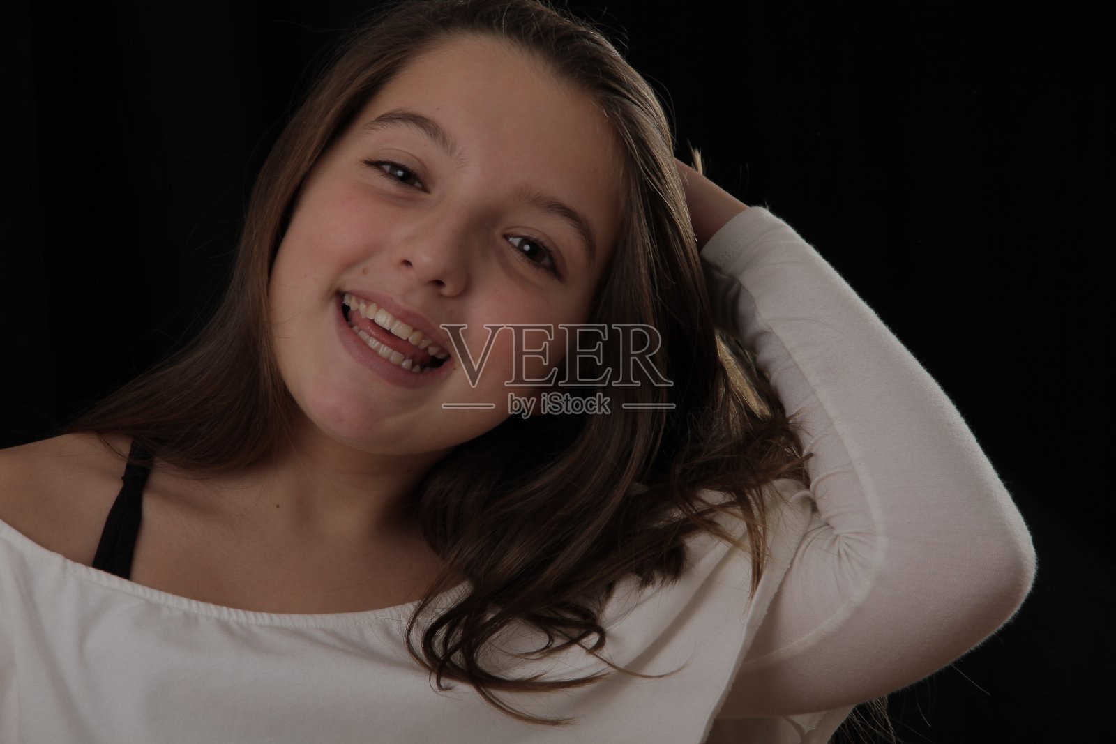 女孩的微笑照片摄影图片