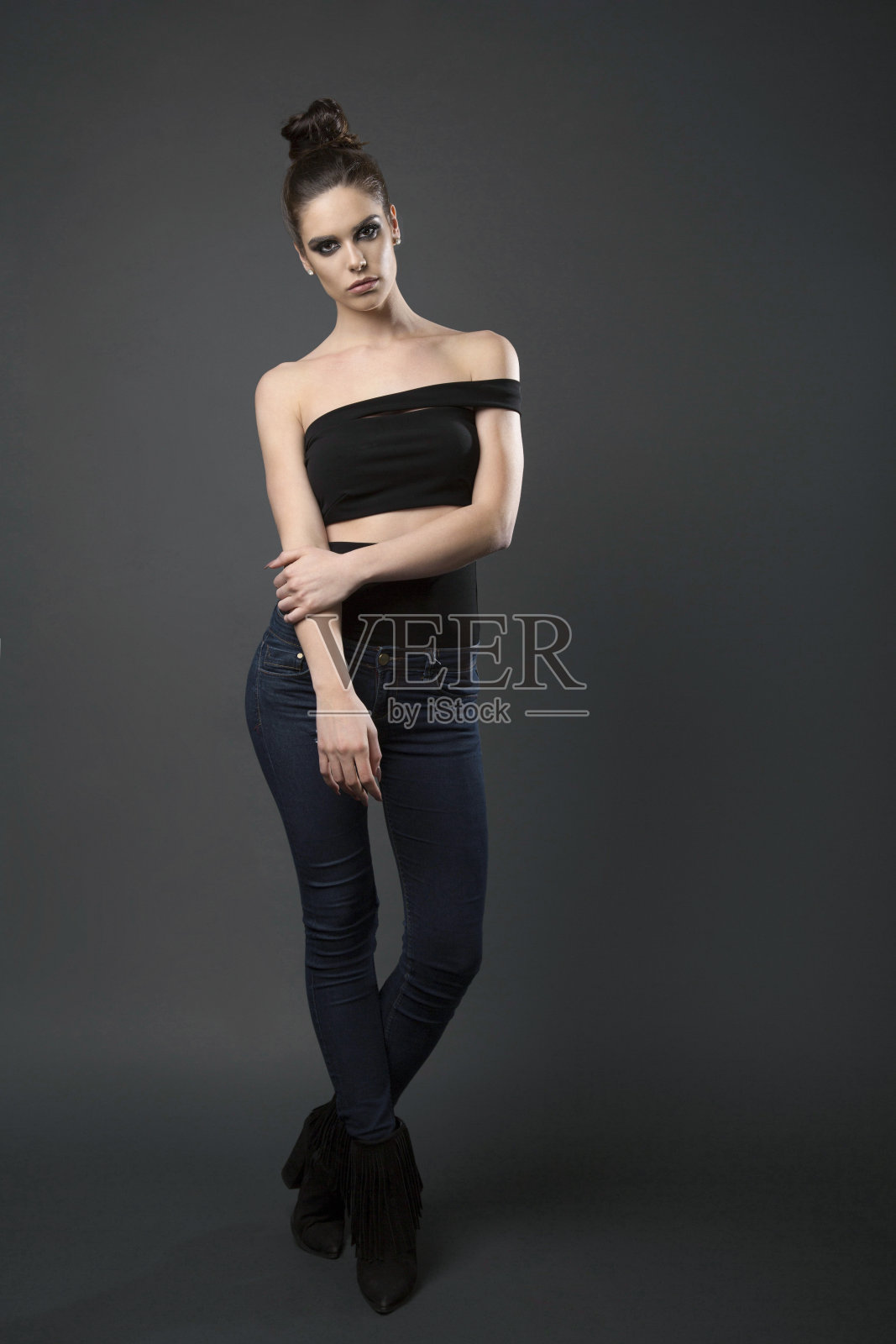 非常时尚的女孩照片摄影图片