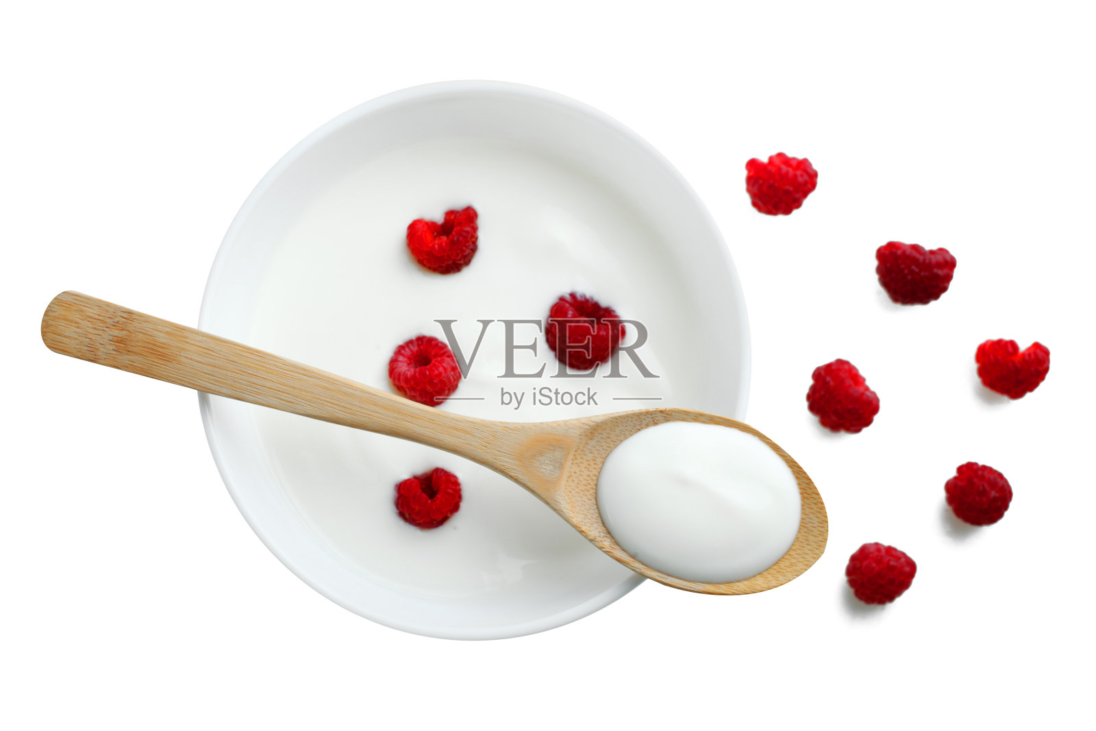 酸奶和浆果在碗里照片摄影图片