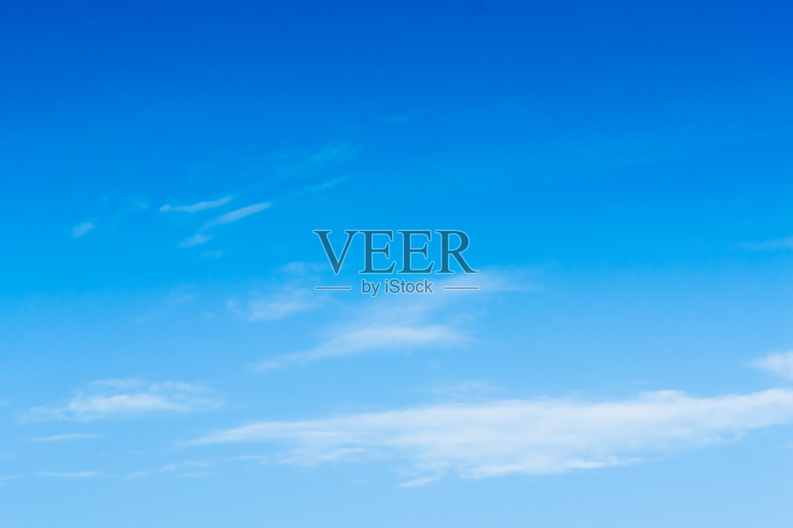 天空的蓝色背景照片摄影图片