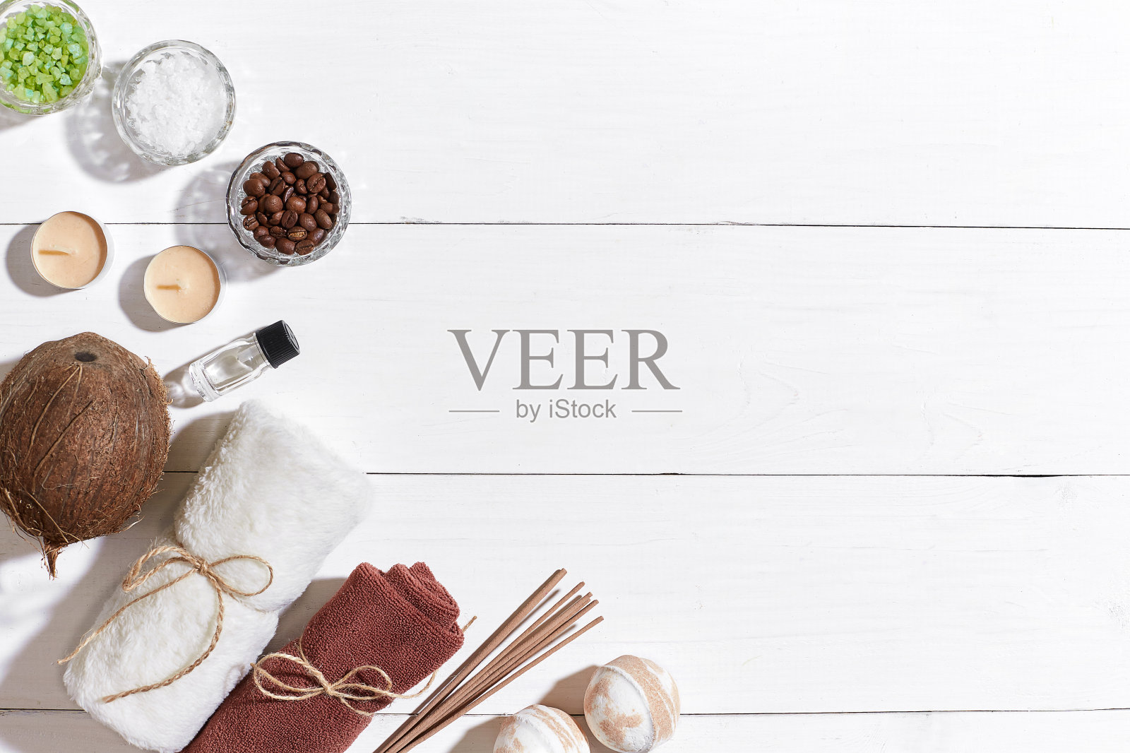 浴室或水疗中心设置在白色背景俯视图模型照片摄影图片