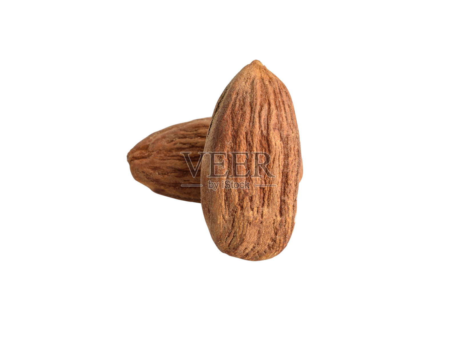 去皮的杏仁孤立在白色背景上照片摄影图片