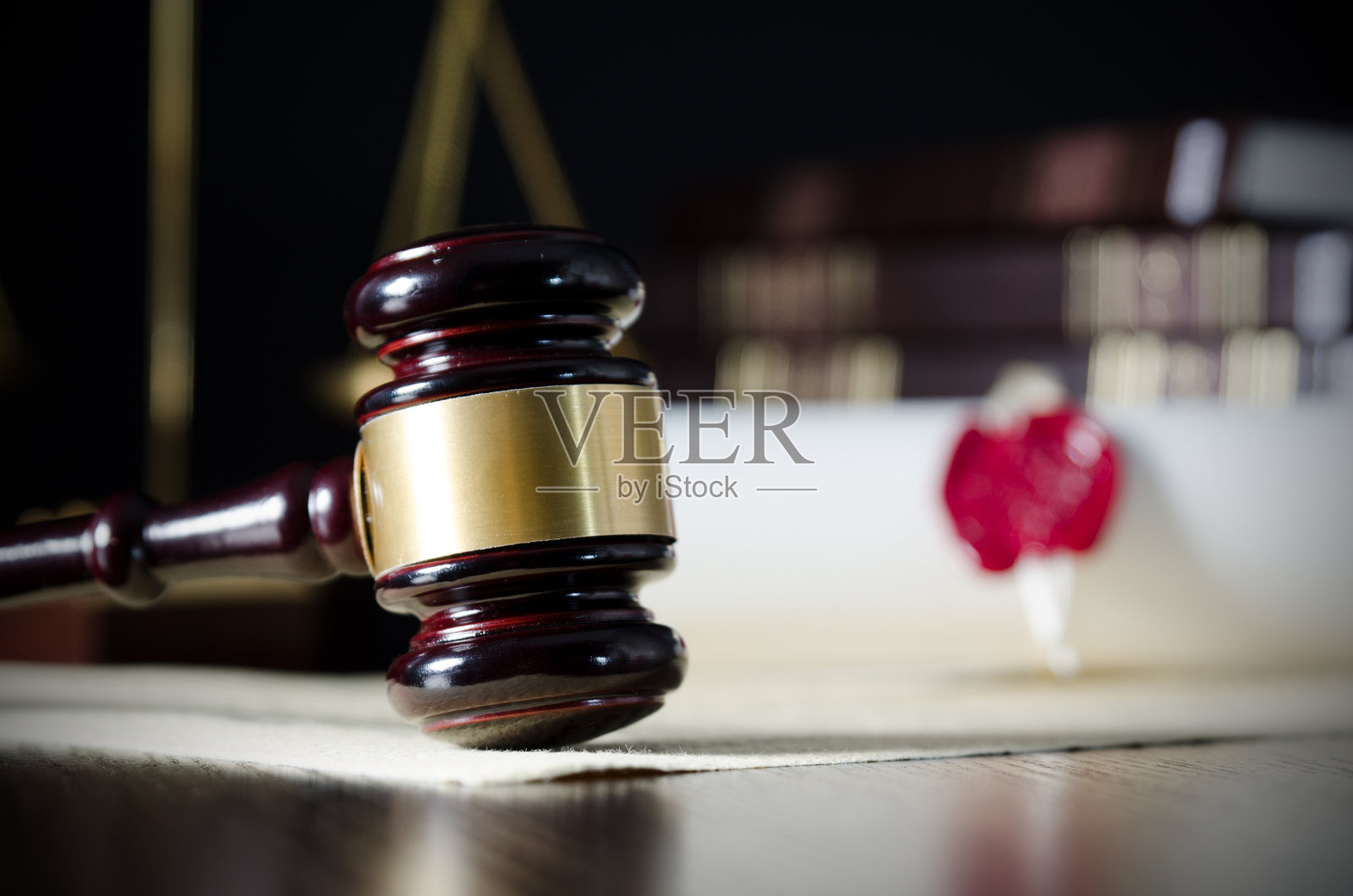 法庭上的法律槌，法律系统照片摄影图片