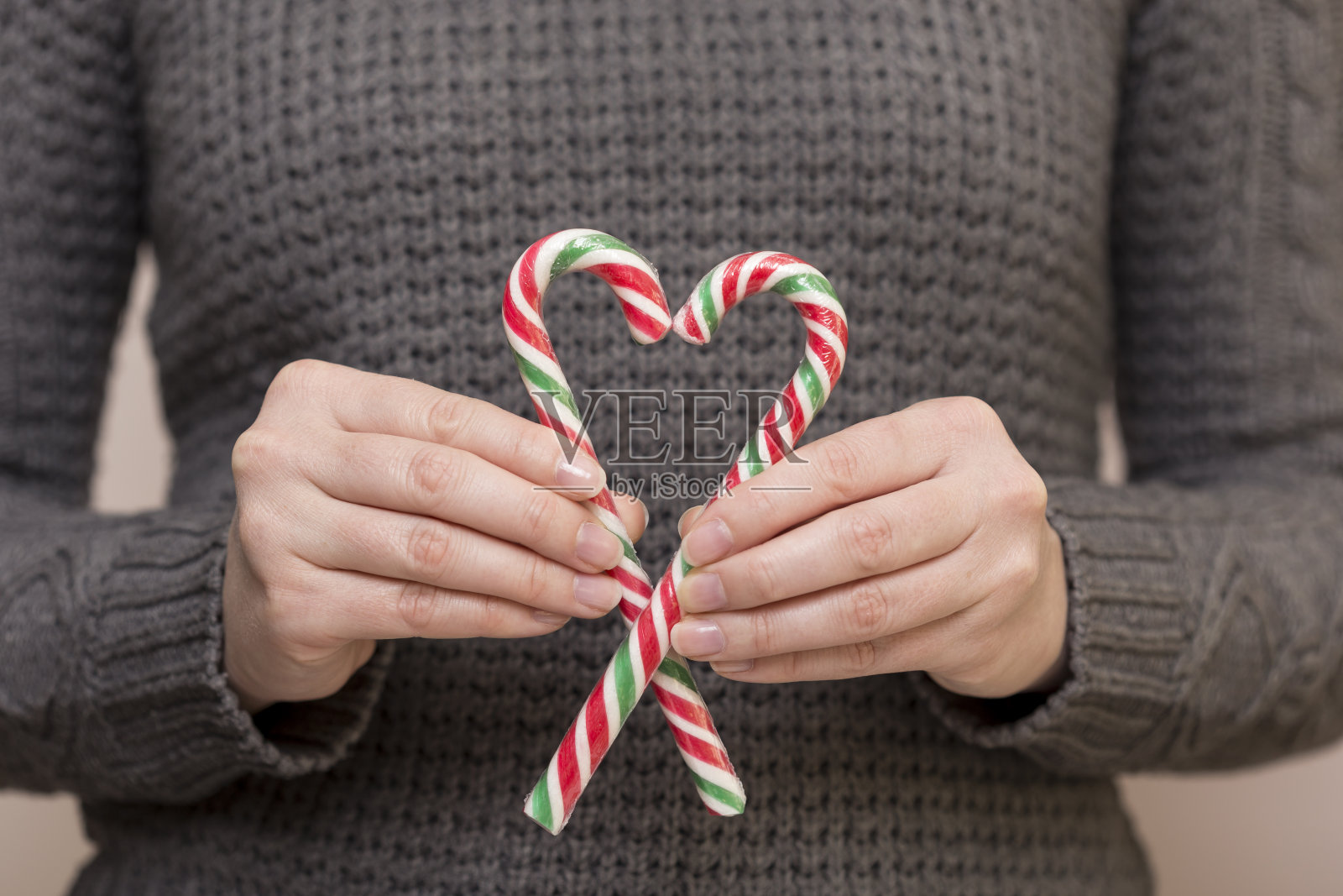 棒棒糖做成的心照片摄影图片