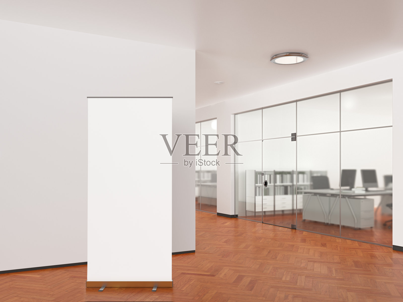 现代办公室的空白卷式旗杆架照片摄影图片