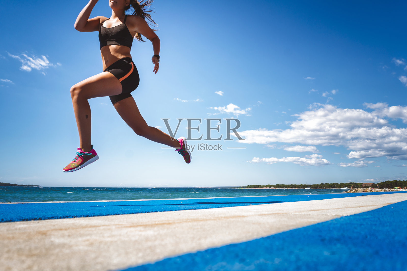 健康的生活方式并不仅仅停留在度假上照片摄影图片