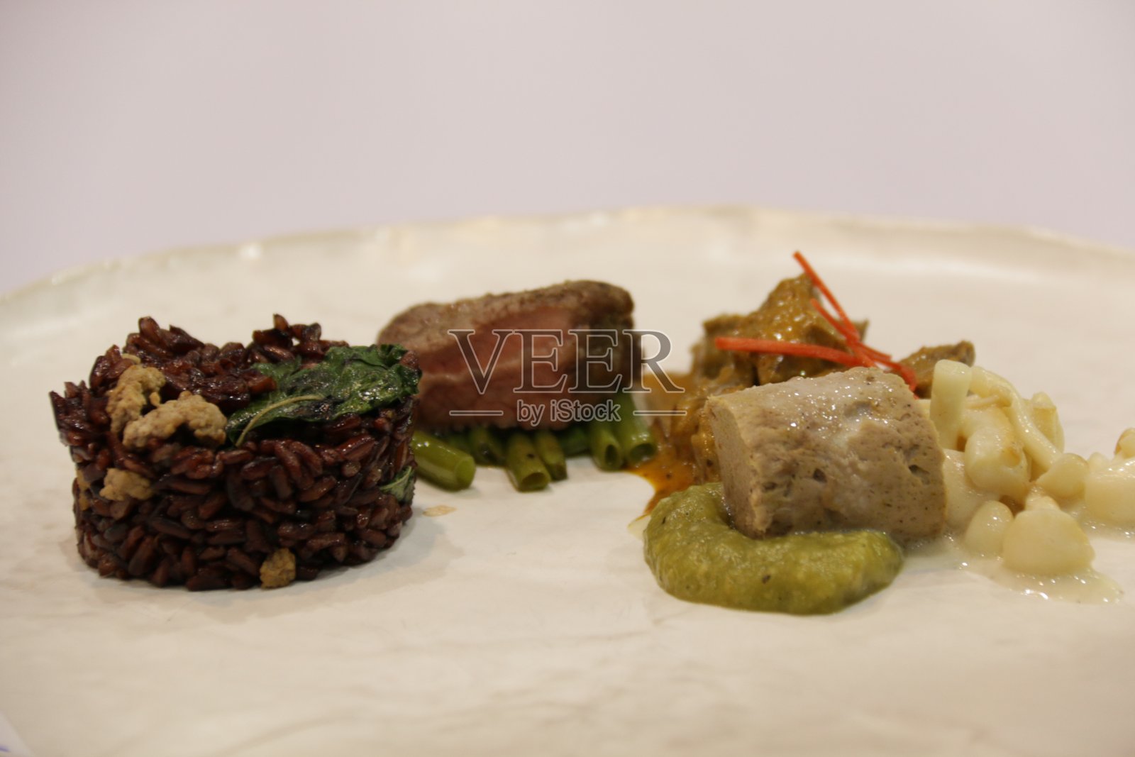 融合食物，多种蔬菜有益健康照片摄影图片