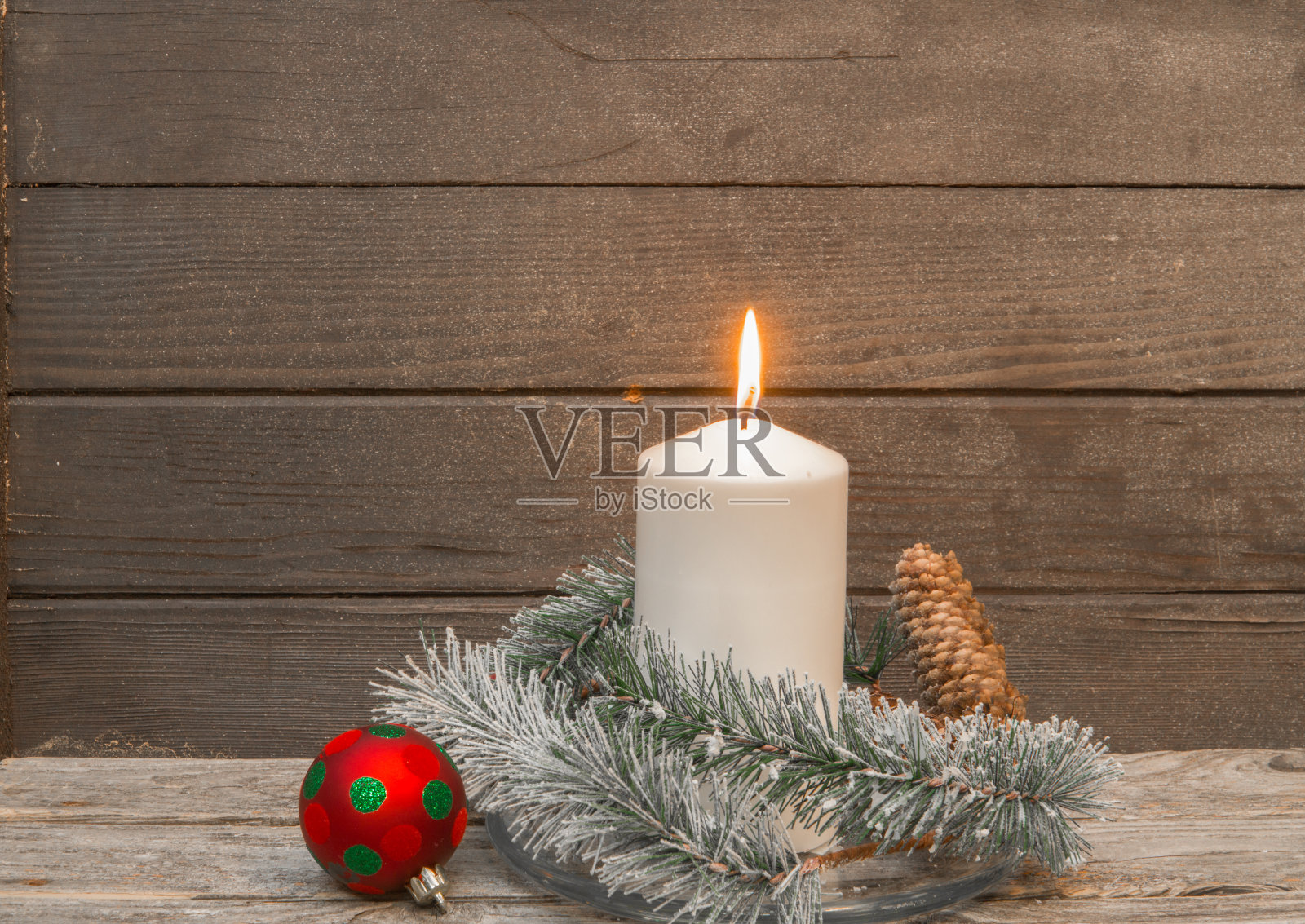 圣诞彩球蜡烛照片摄影图片