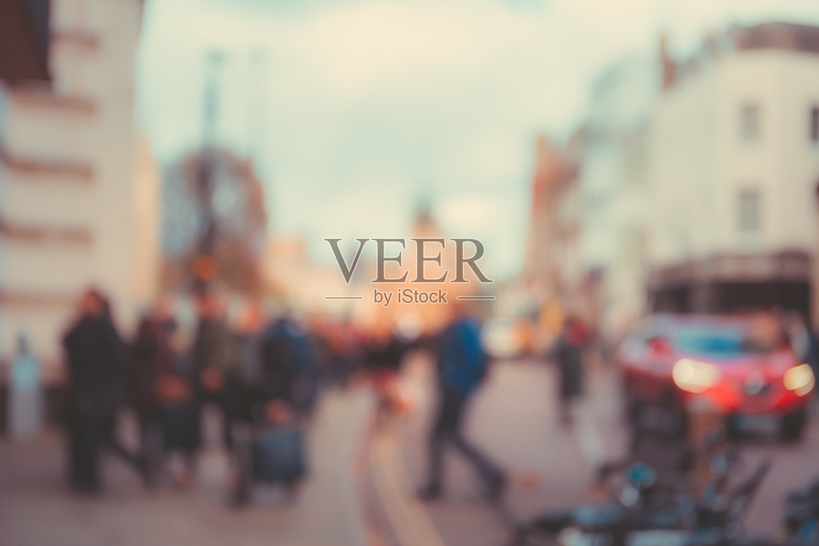 英国剑桥拥挤街道的模糊背景照片摄影图片