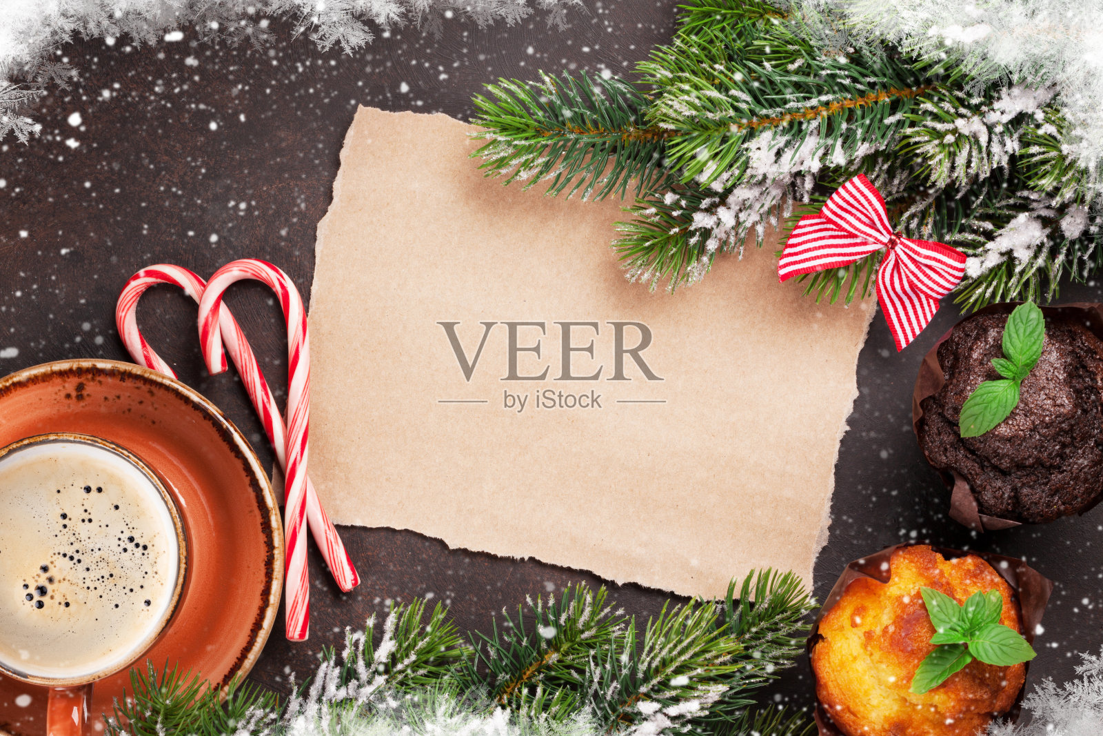 一张圣诞祝福的纸照片摄影图片