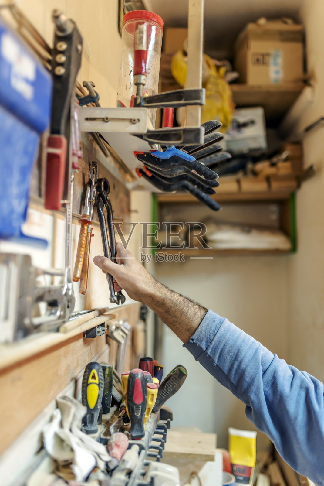 木匠选择工作工具照片摄影图片