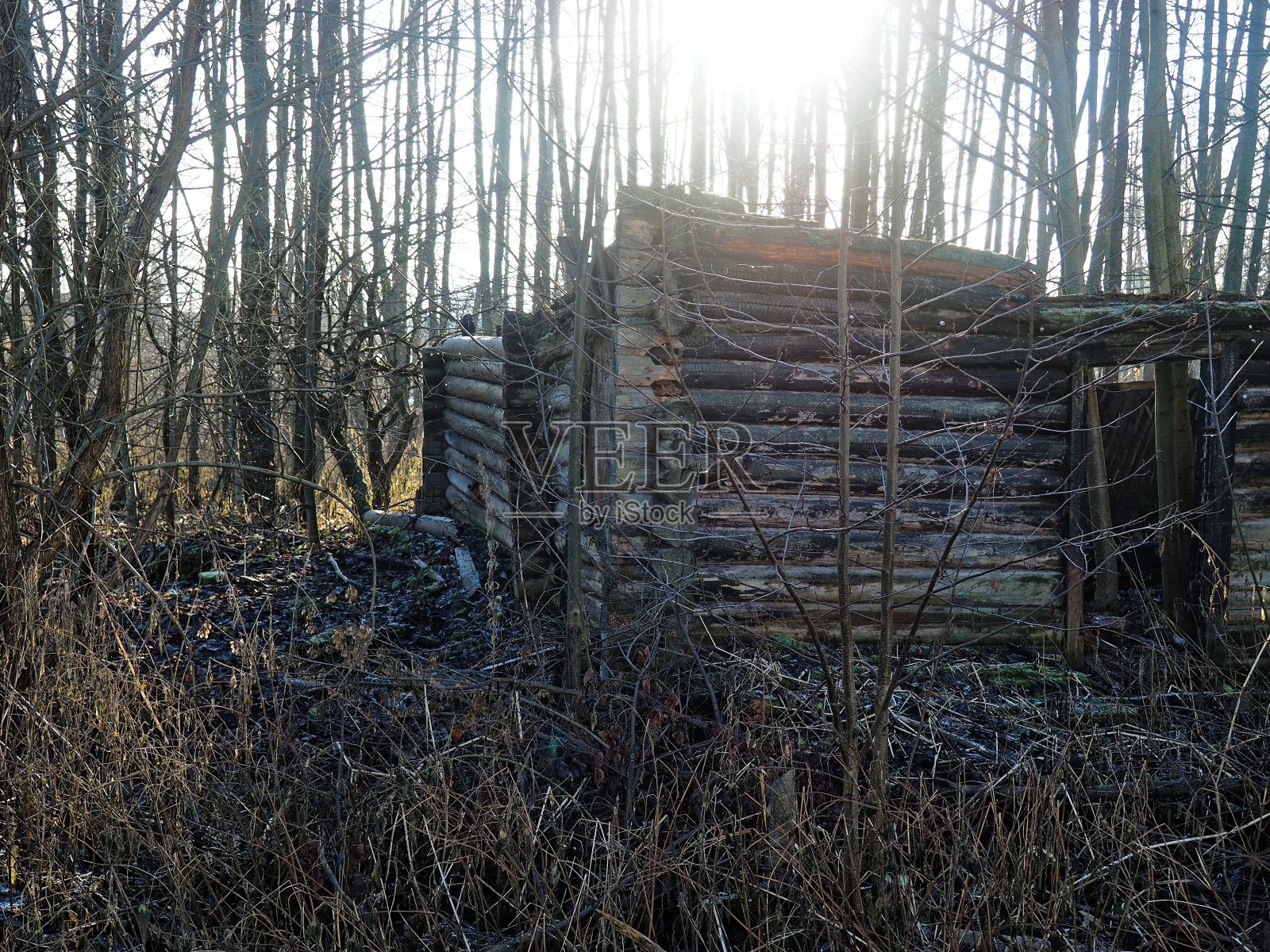 毁坏的房子照片摄影图片