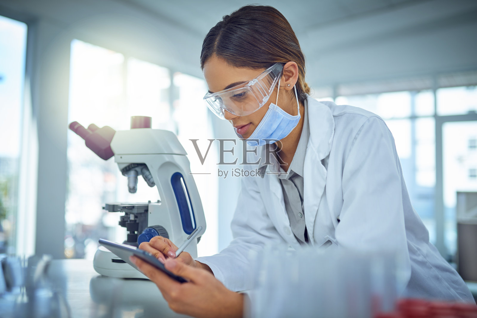 技术有助于科学突破照片摄影图片