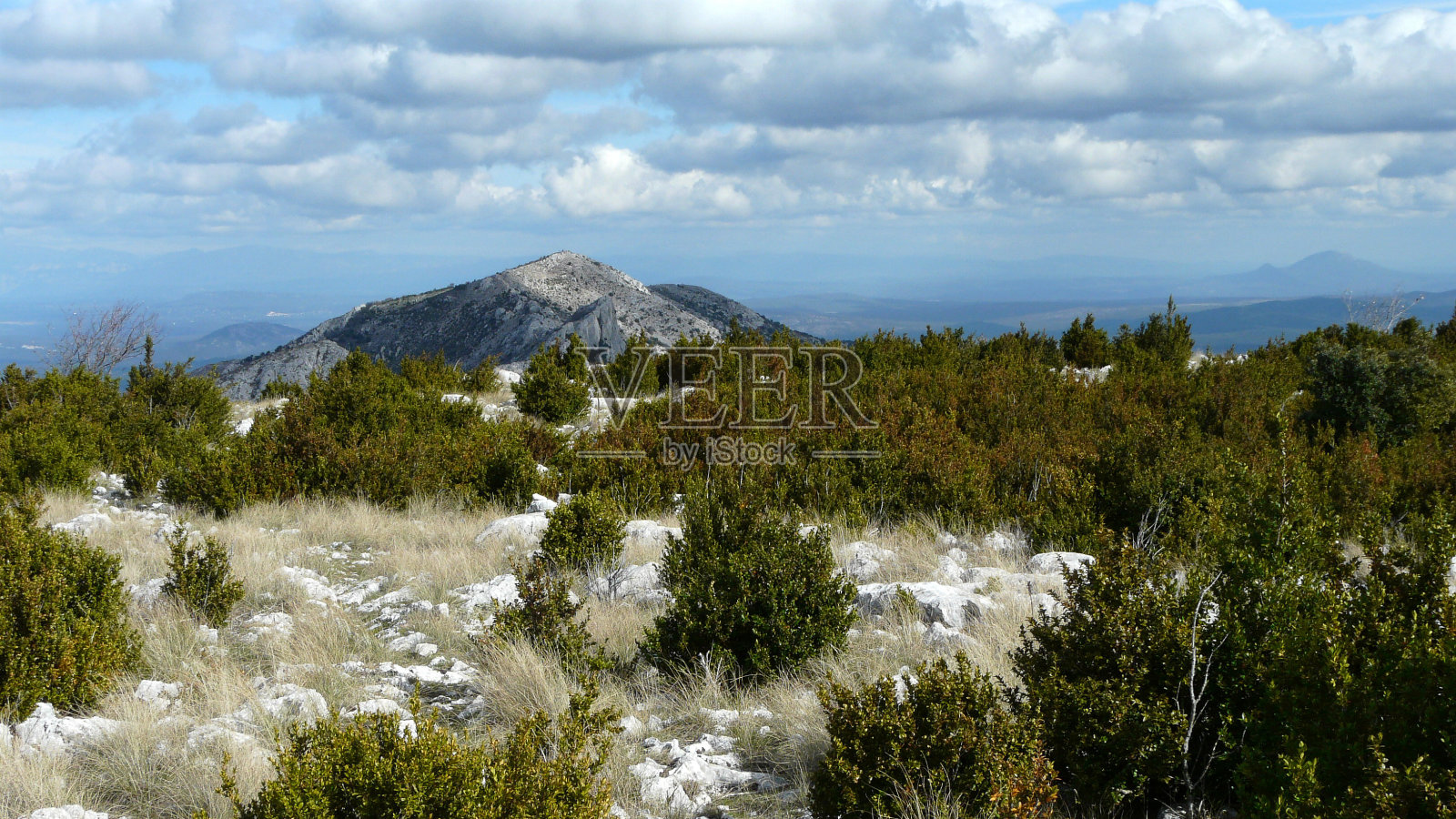 圣维克托瓦尔山照片摄影图片