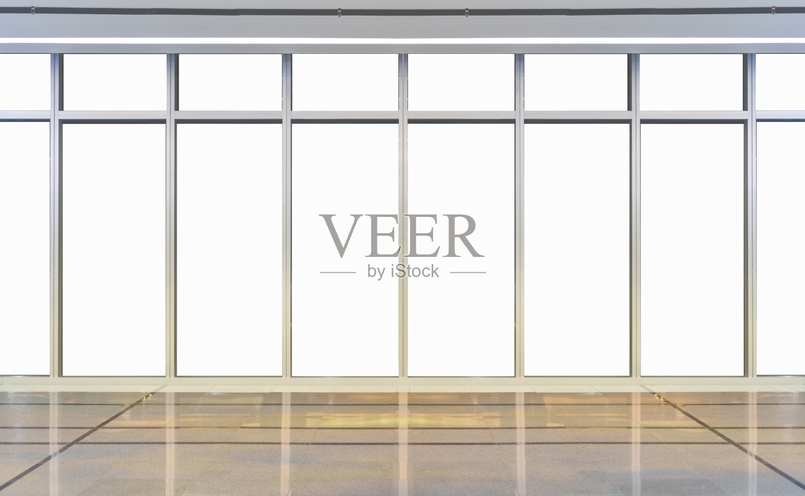 现代办公大楼的玻璃墙照片摄影图片