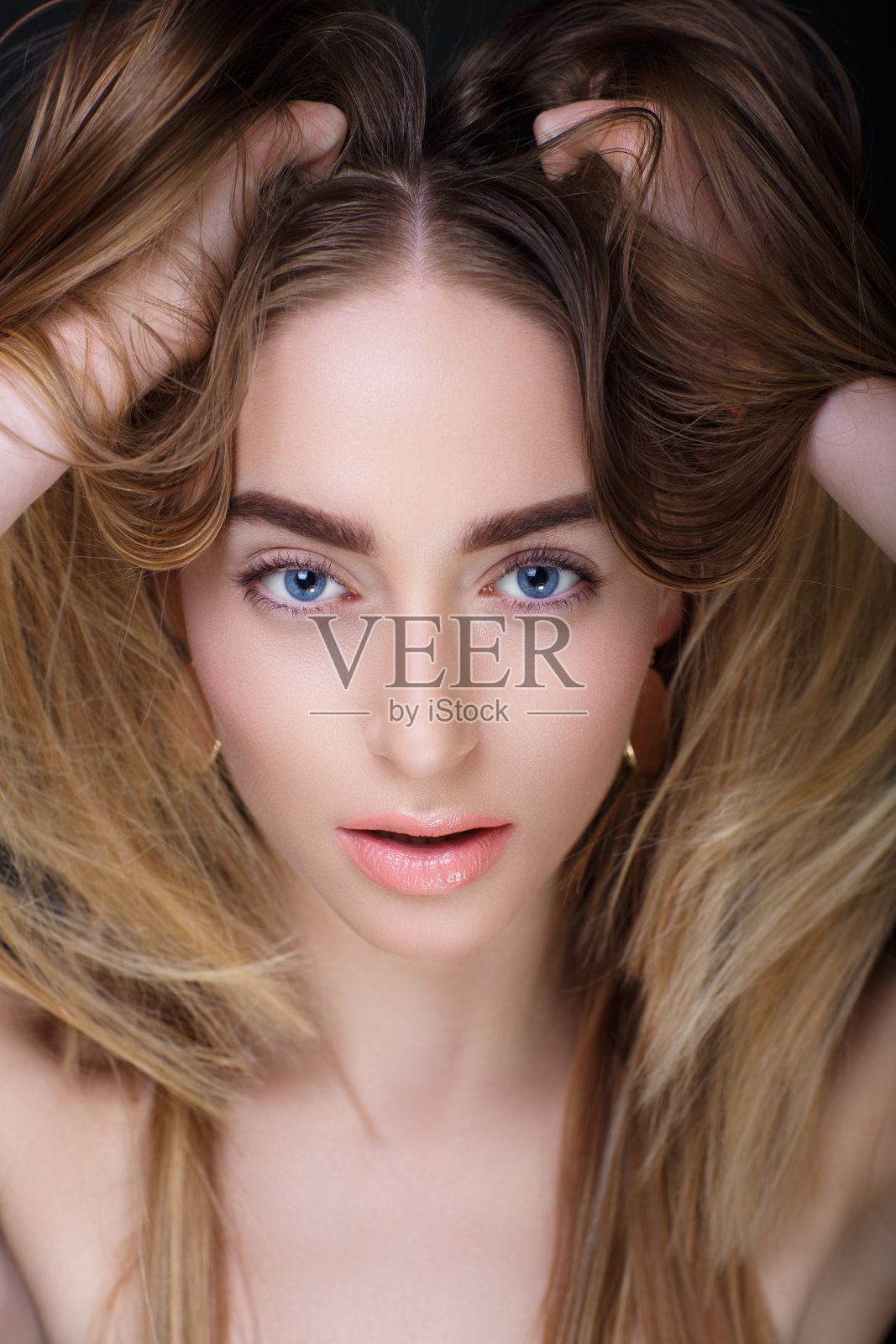 女人美脸蛋美的概念化妆照片摄影图片