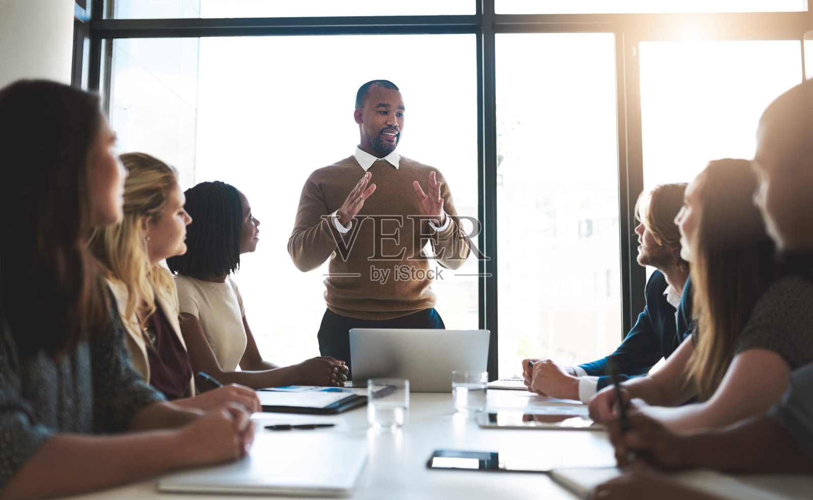 他有一个成功的愿景照片摄影图片
