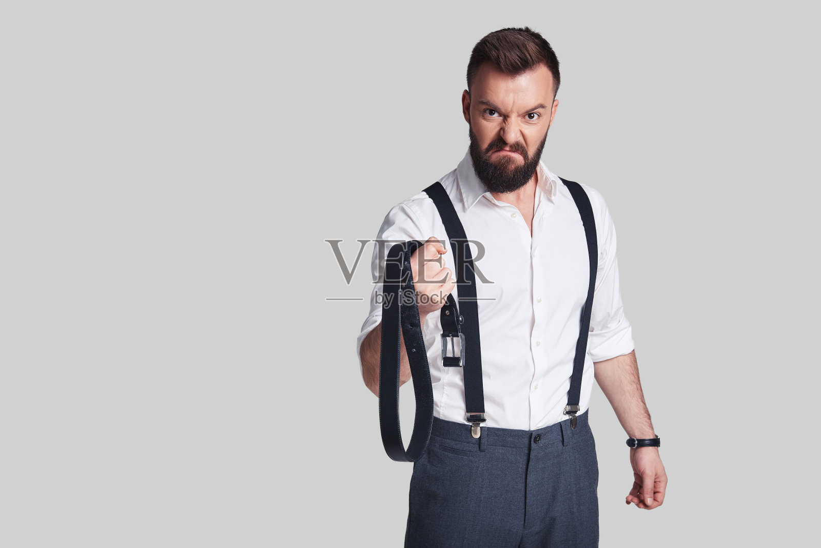 危险的人。照片摄影图片