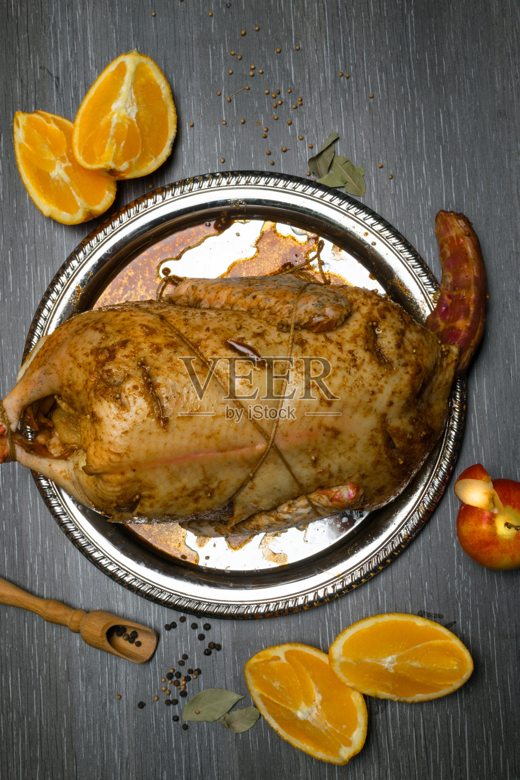 橙、苹果烤鸭肉照片摄影图片