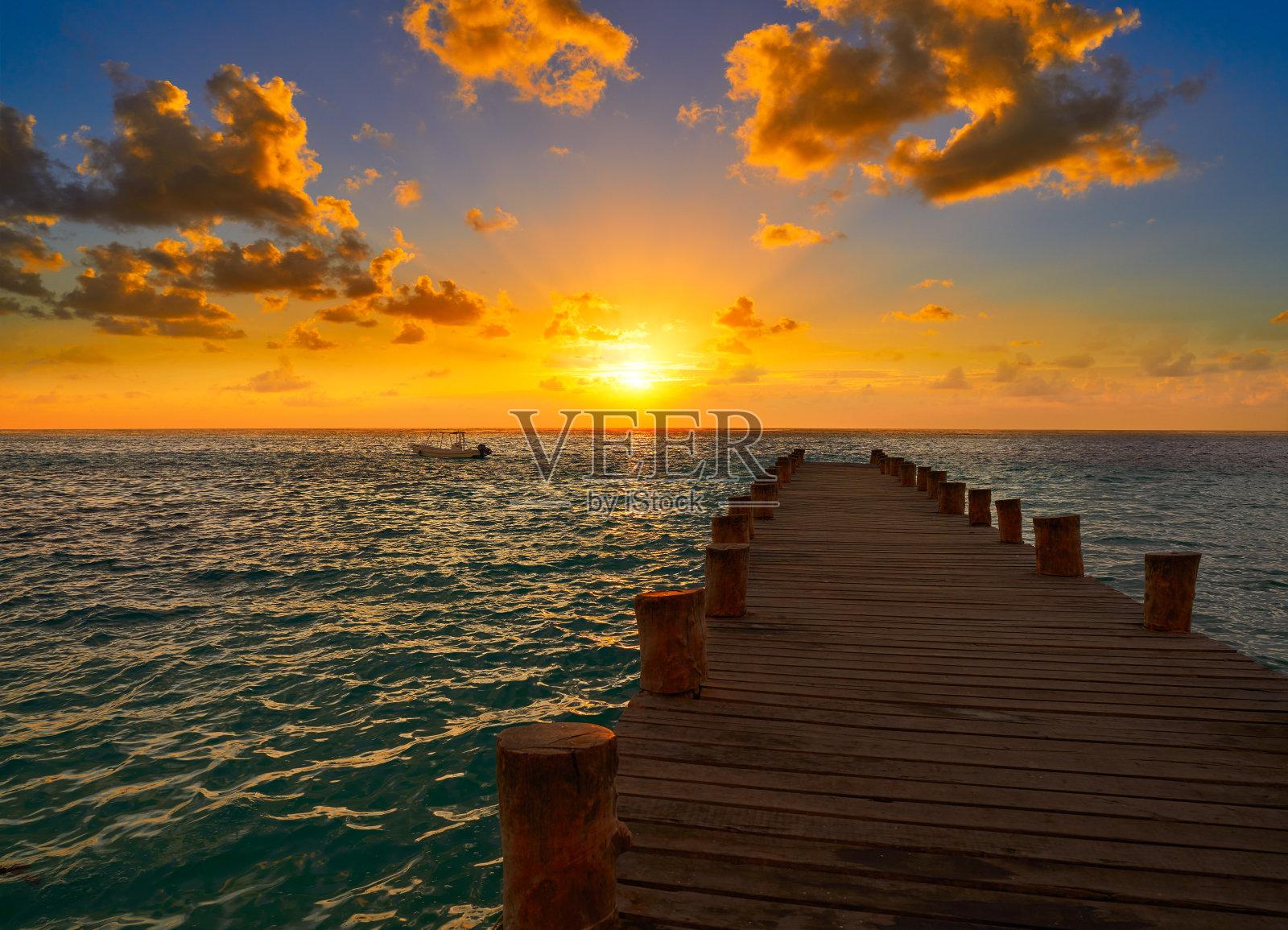 里维埃拉玛雅码头日出在加勒比玛雅照片摄影图片