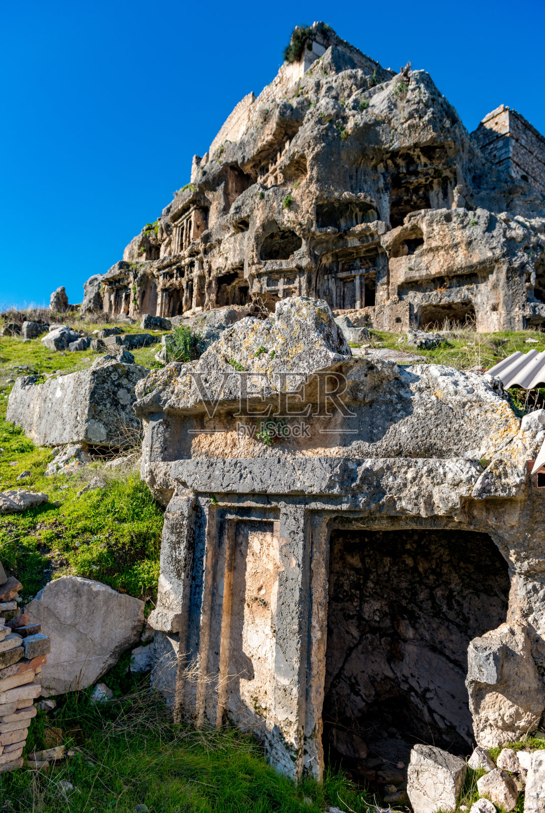 Fethiye, Mugla -土耳其。2018年1月30日。土耳其特洛斯古城遗址照片摄影图片