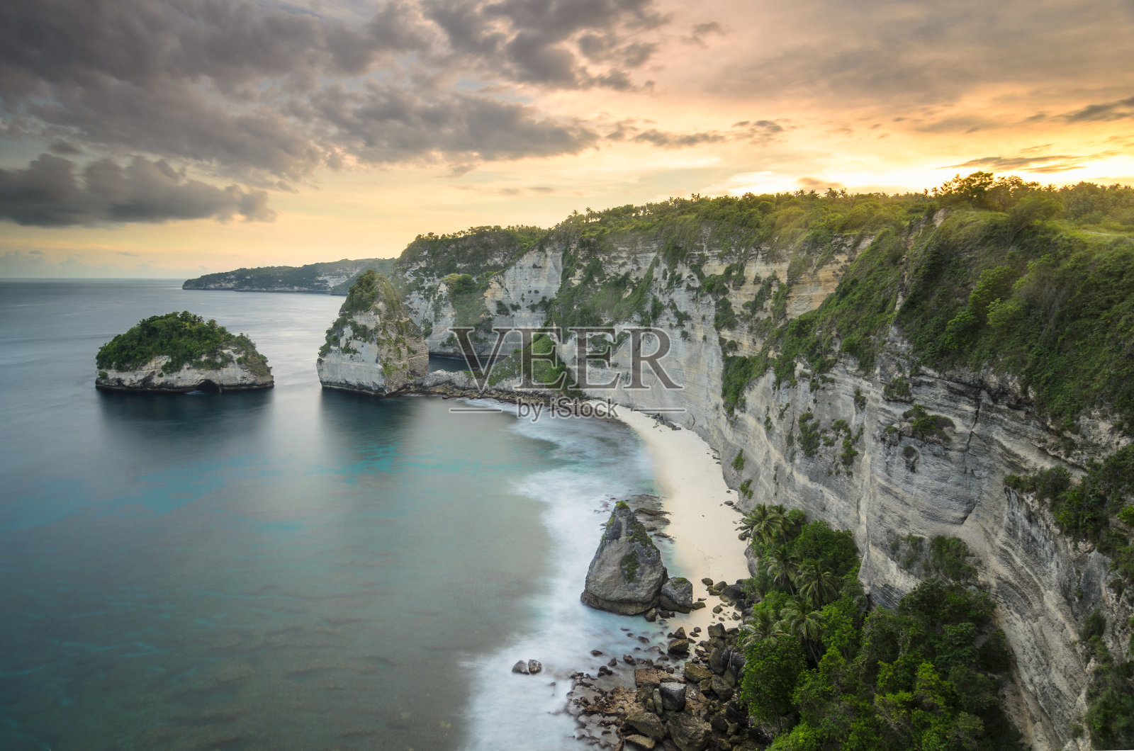 penida的悬崖照片摄影图片