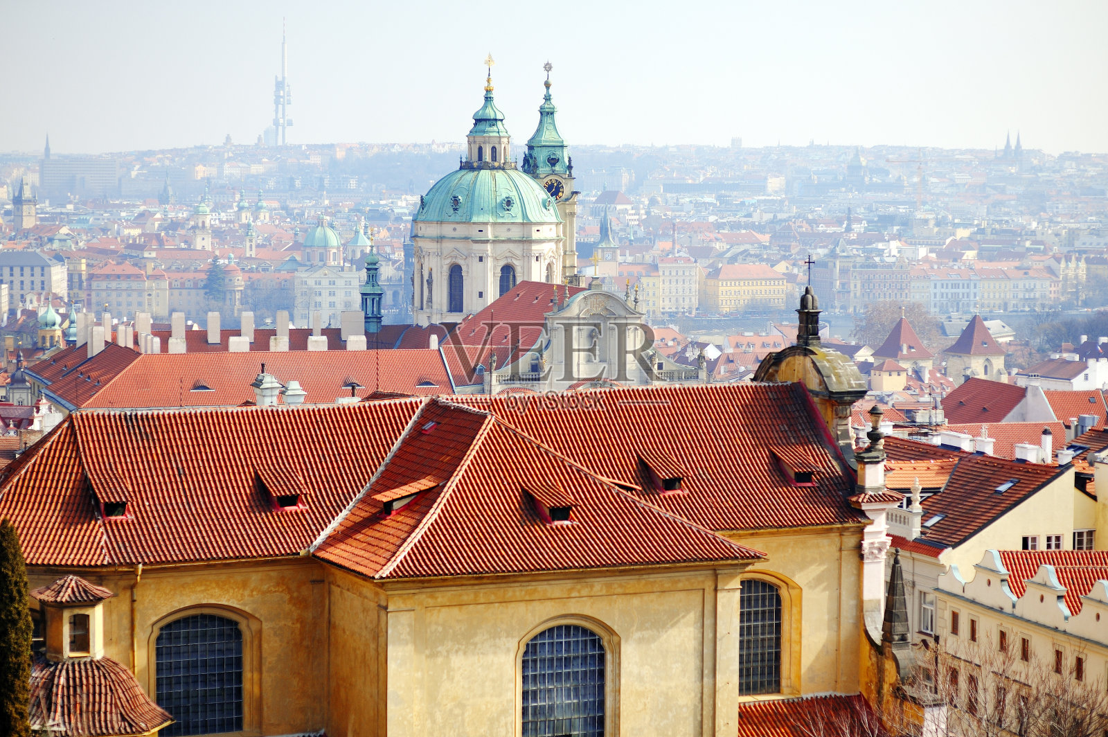 从Hradcany俯瞰布拉格照片摄影图片