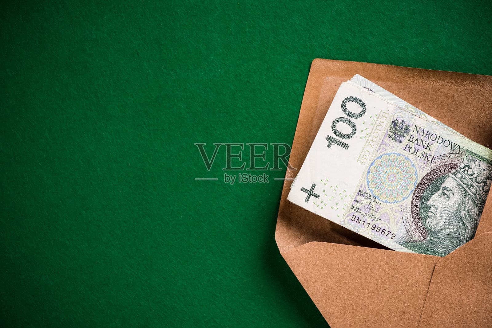 信封里装着不诚实的政治、腐败和贿赂照片摄影图片