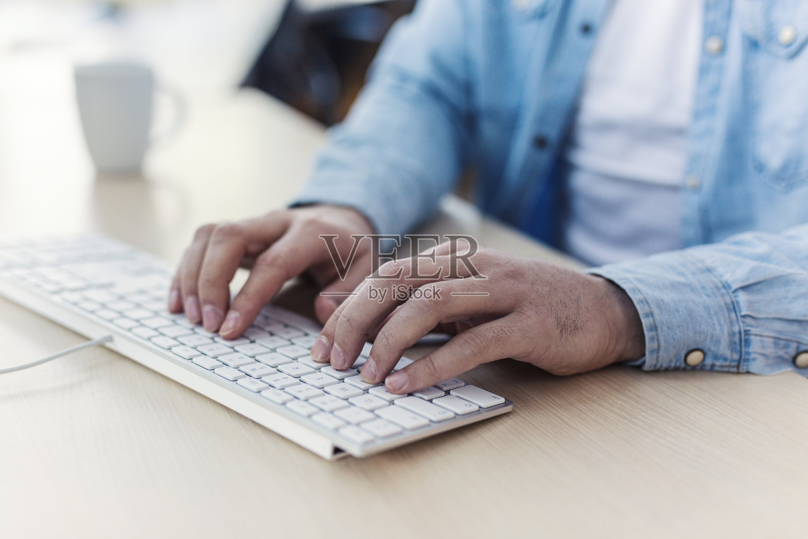 打字照片摄影图片