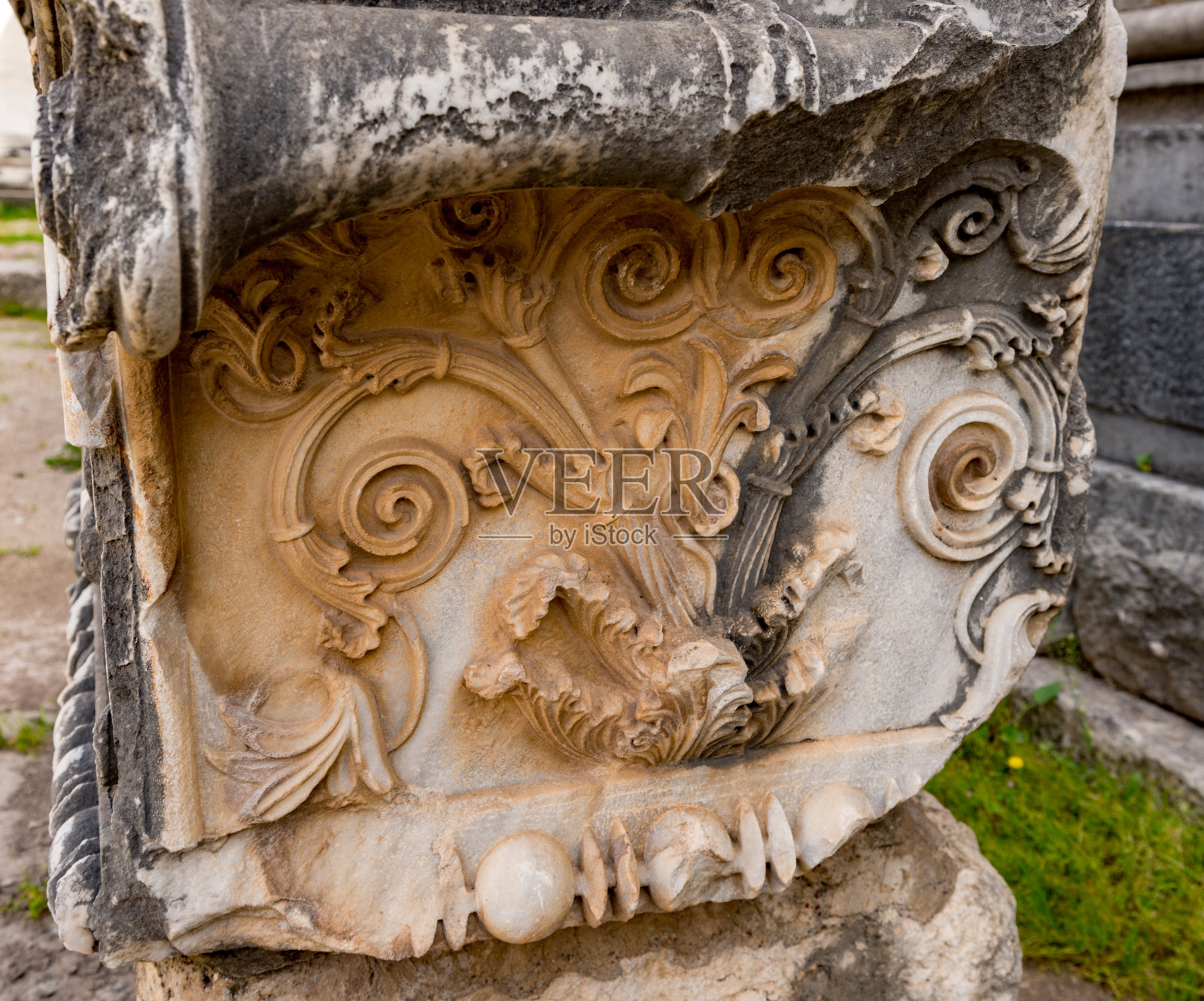 迪迪姆，艾丁-土耳其。2018年3月16日。土耳其艾丁，迪迪姆的阿波罗神庙照片摄影图片