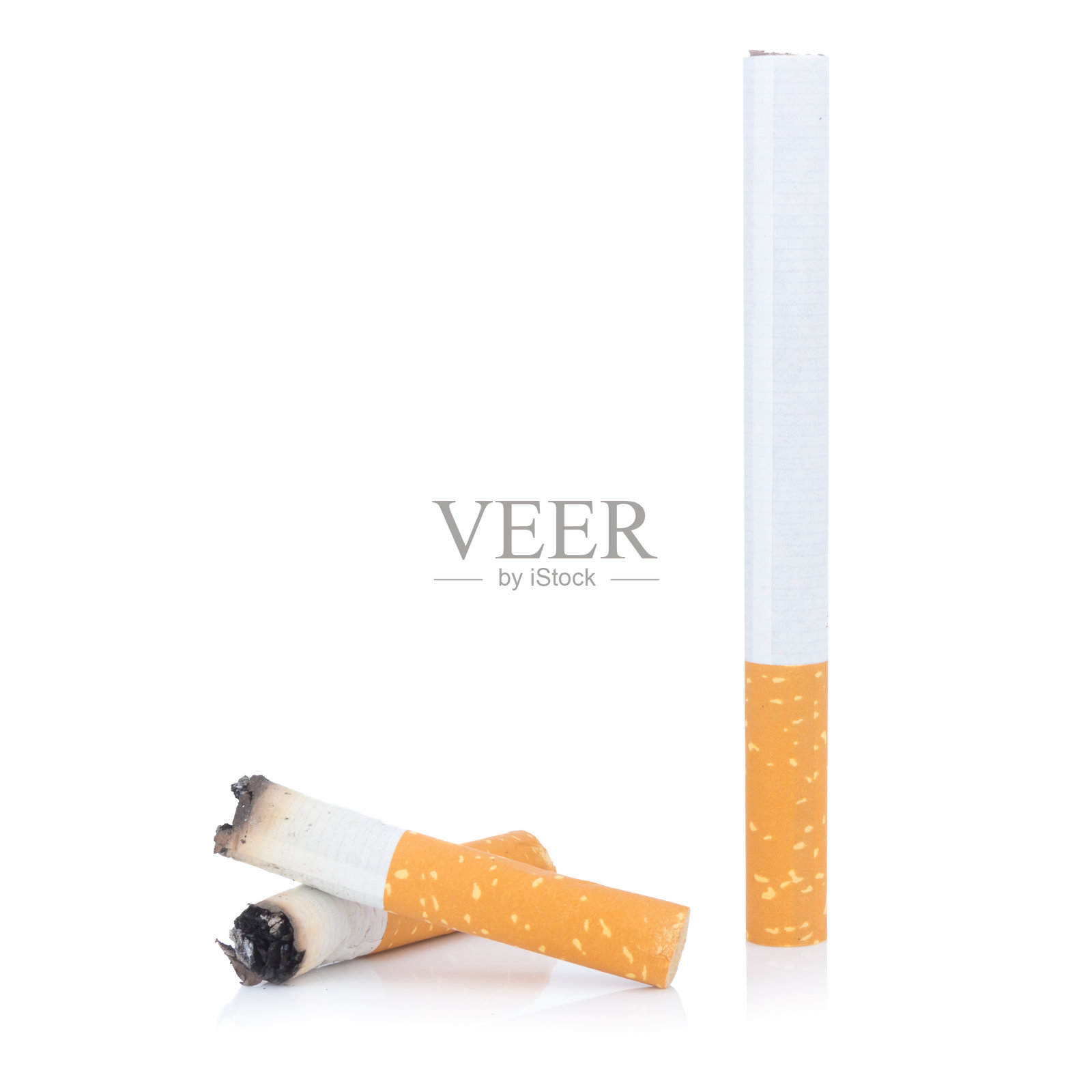 香烟和烟头孤立在白色背景上照片摄影图片