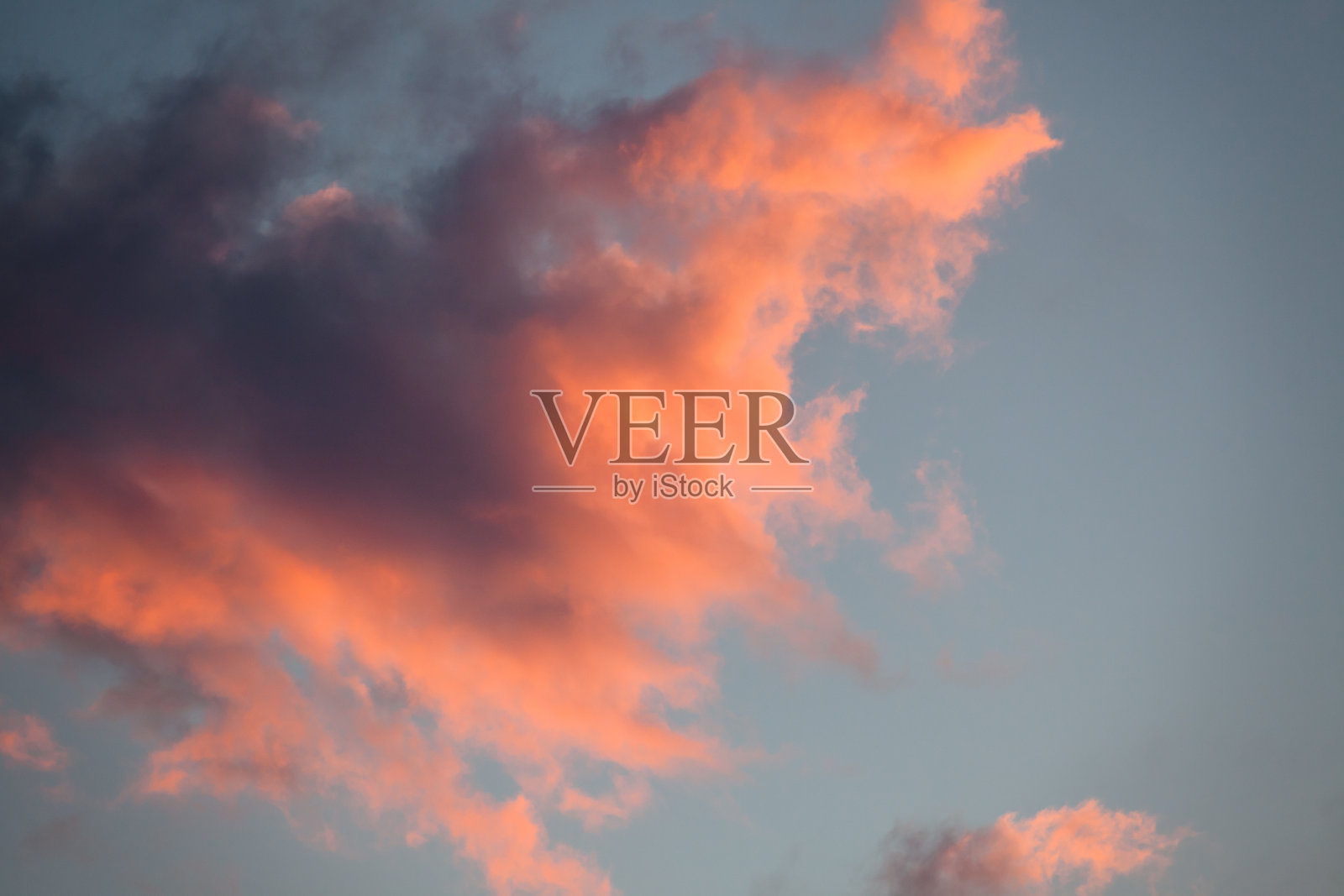 日落天空的红云照片摄影图片