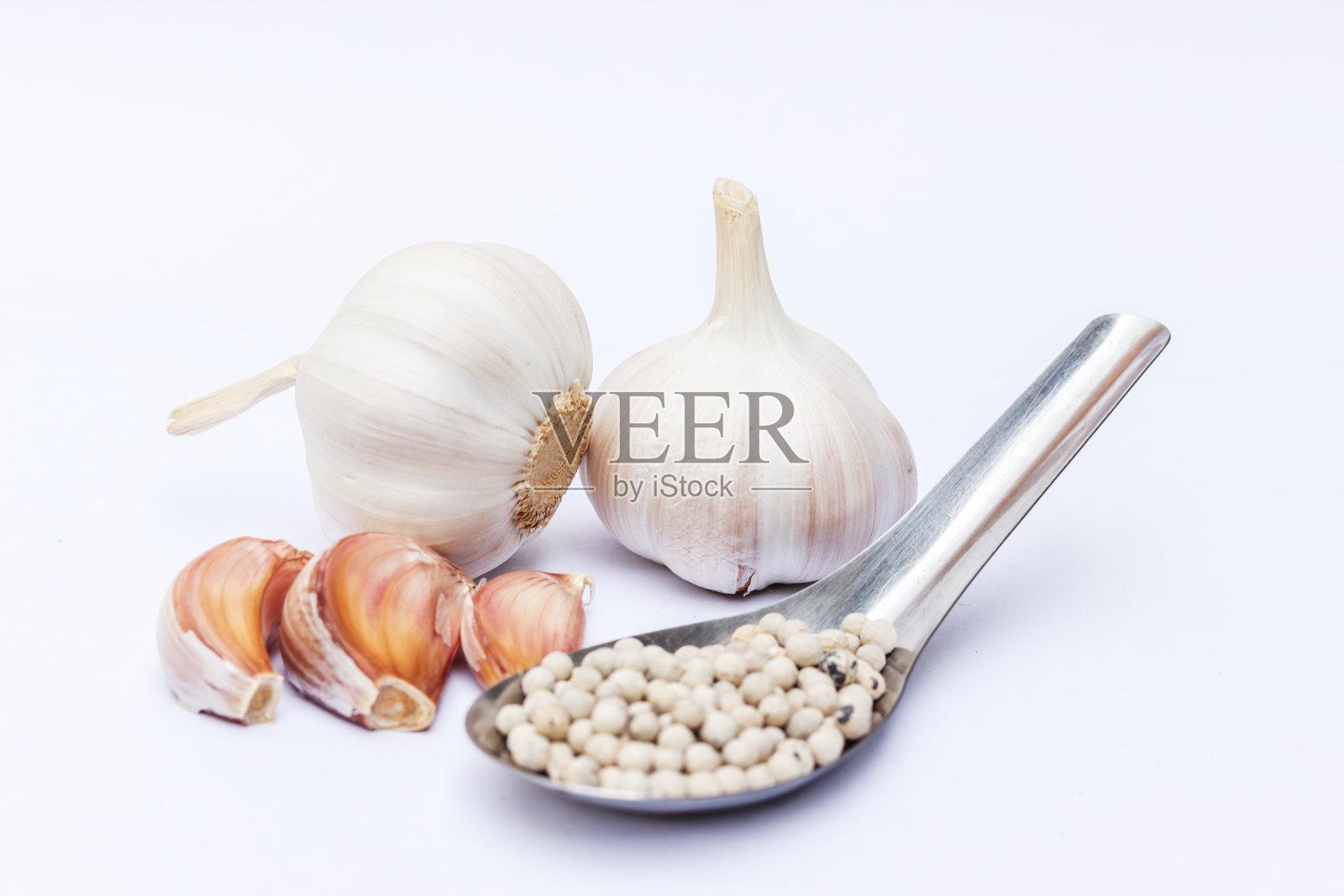 大蒜孤立白色背景，调味品孤立白色背景照片摄影图片