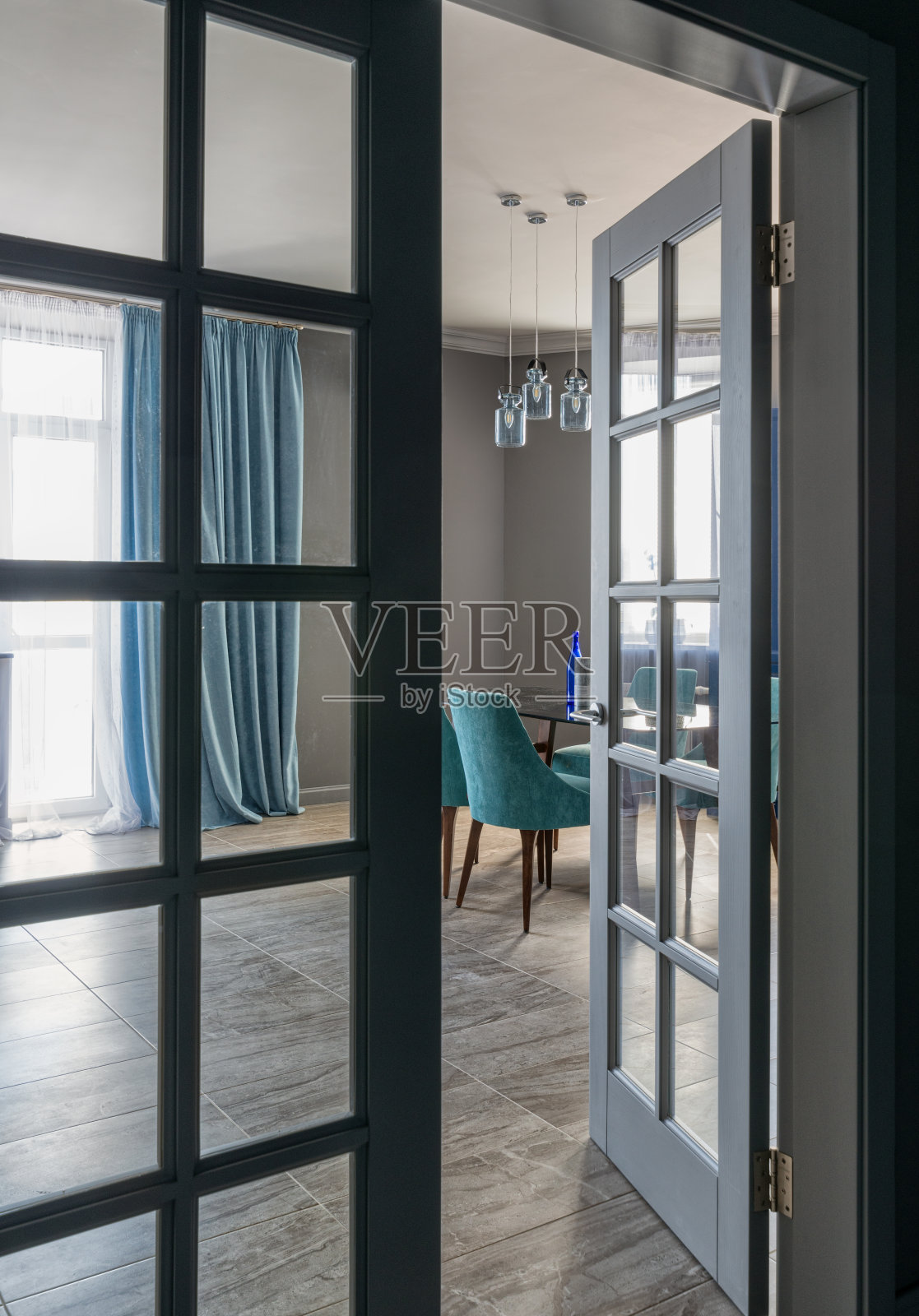 宽敞经典客厅照片摄影图片